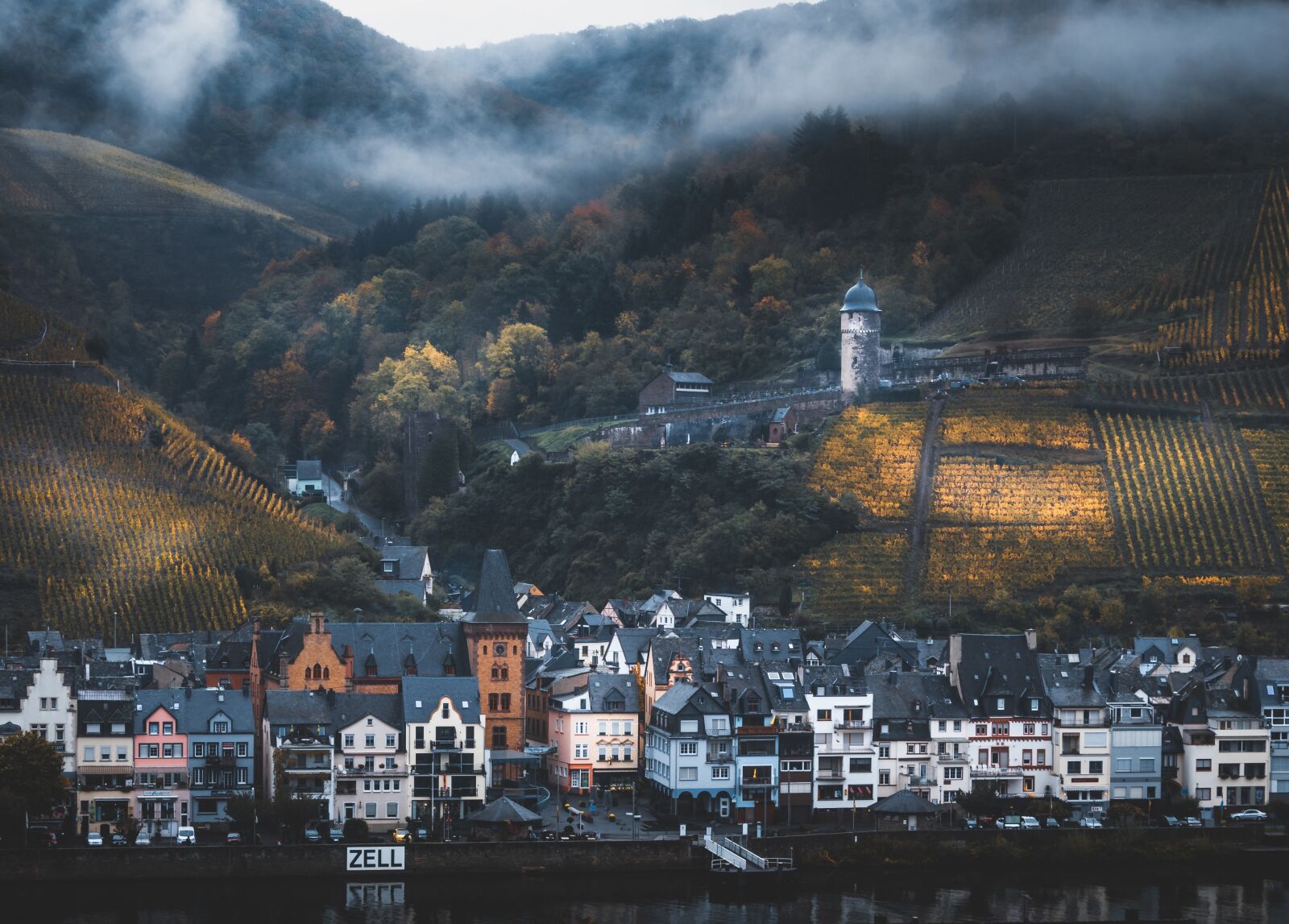 Canon EF-S 18-135mm F3.5-5.6 IS USM sample photo. Mosel, germany, castle photography