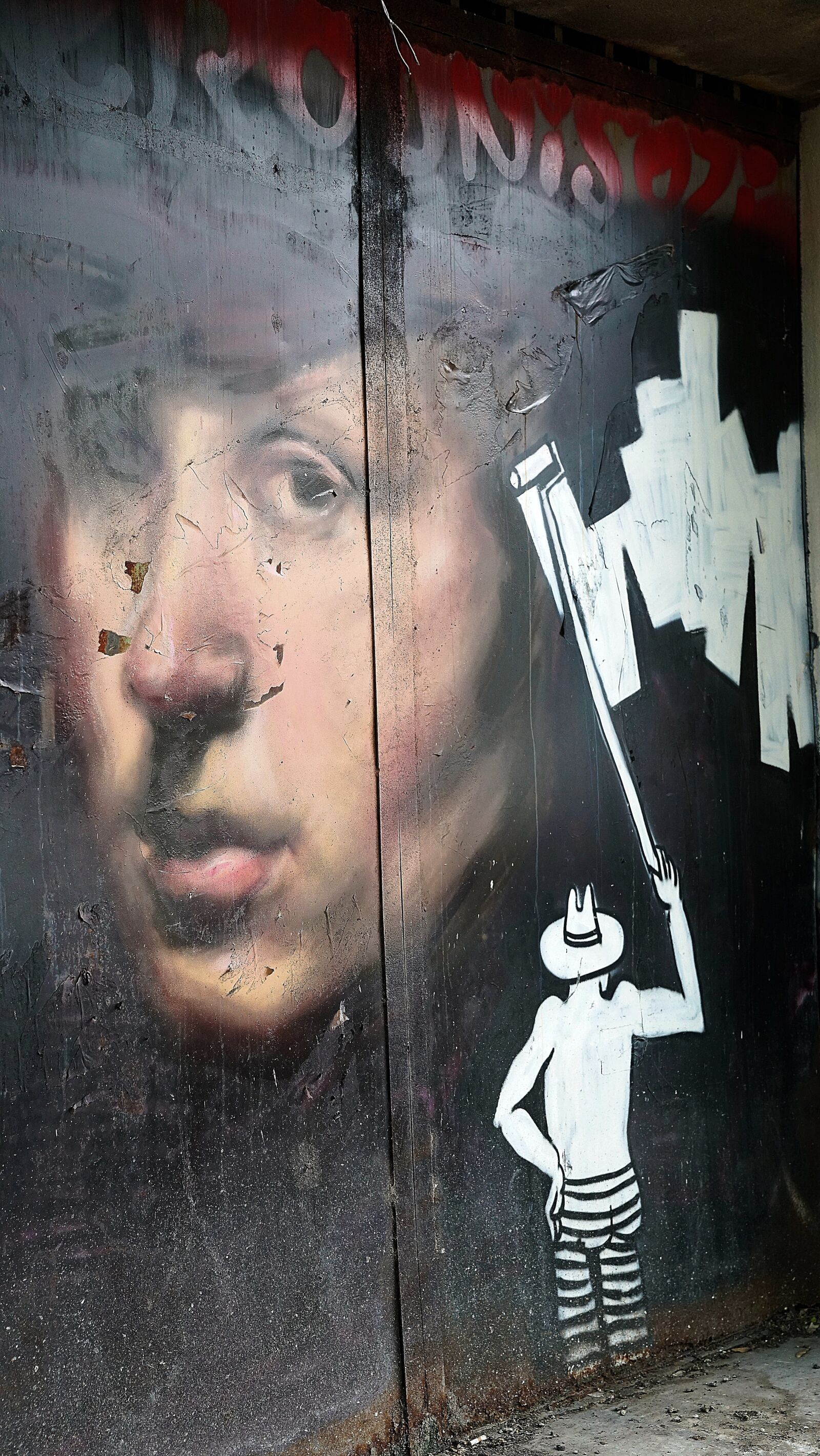 Sony a7R II + Sony FE 24-70mm F2.8 GM sample photo. Street, art, graffiti photography
