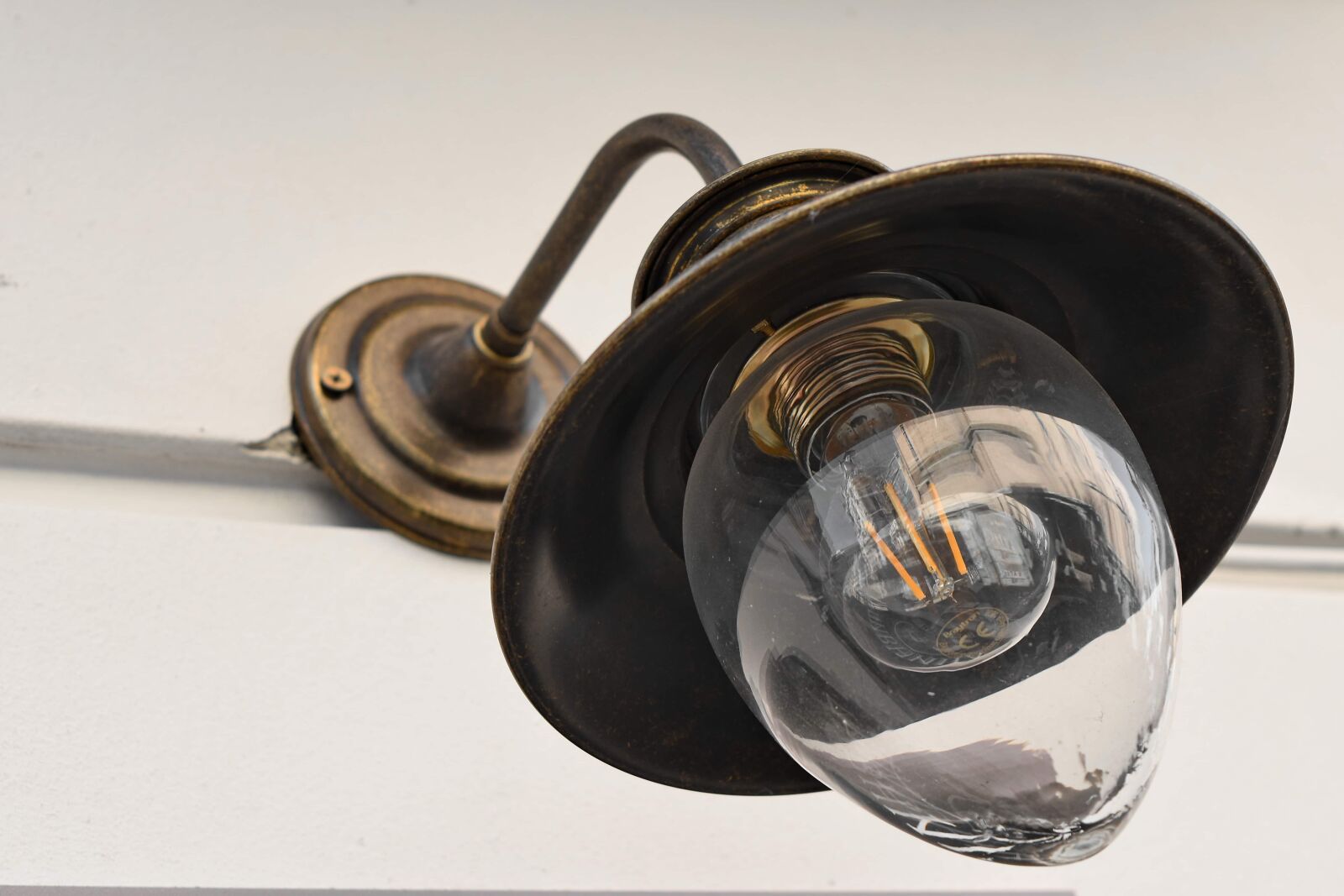 Nikon D5500 sample photo. Lamp, light bulb, equipment photography