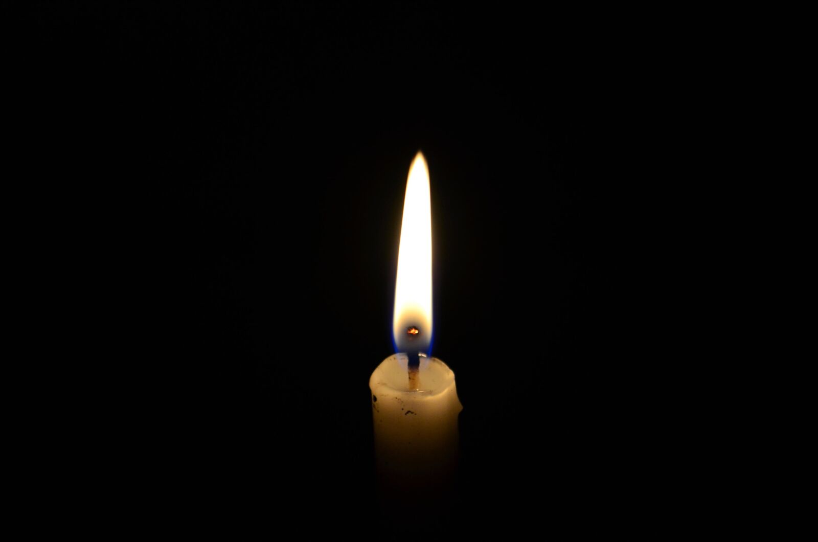 Nikon D5100 sample photo. Candle, light, fire, flame photography