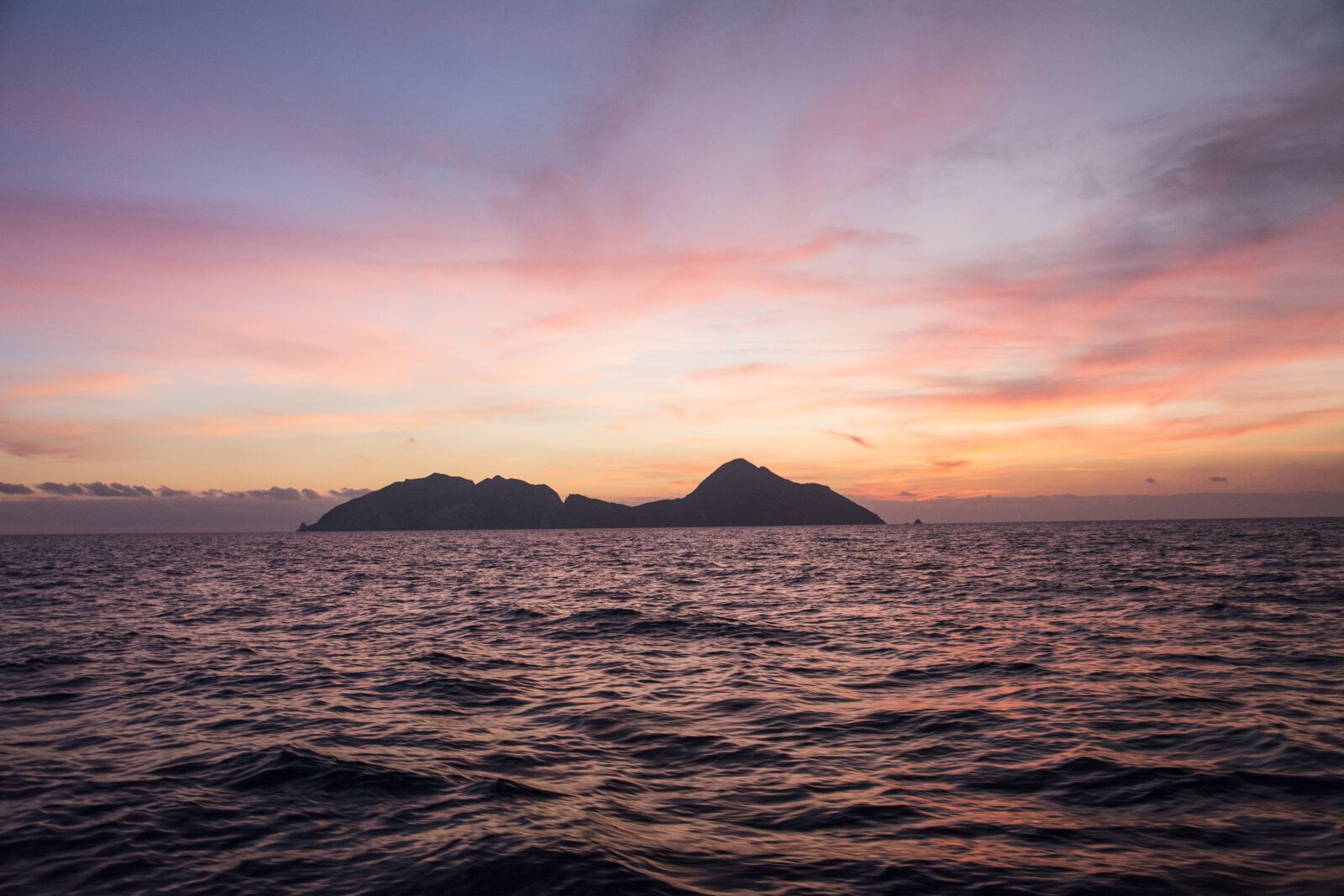 Nikon D7100 sample photo. Palmarola, islet, sea photography