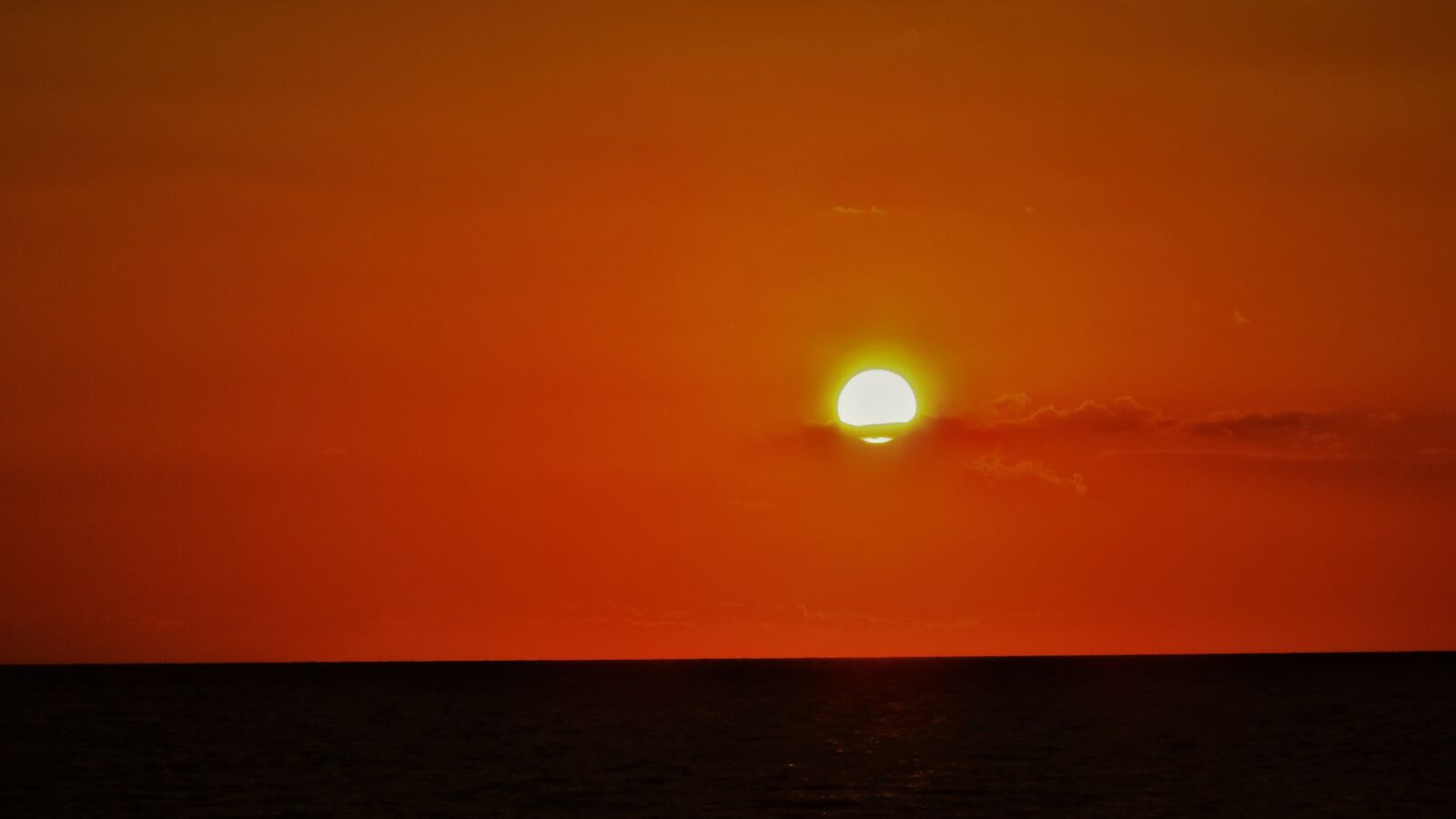 Canon PowerShot SX400 IS sample photo. Sunset, dusk, sea photography