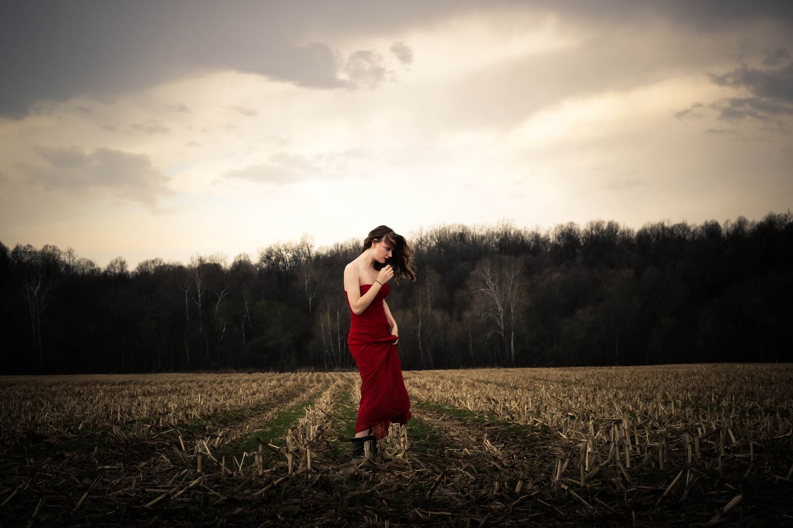 Canon EOS 70D + Canon EF 50mm F1.8 II sample photo. Girl, field, darck photography