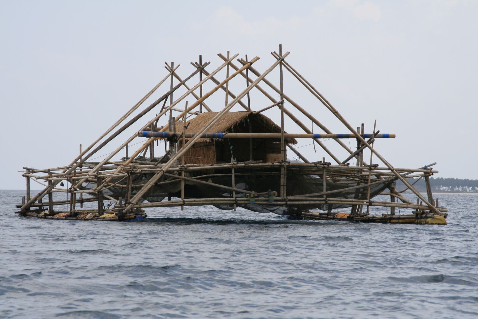 Canon EOS 350D (EOS Digital Rebel XT / EOS Kiss Digital N) sample photo. Gilly, island, fisherman's house photography
