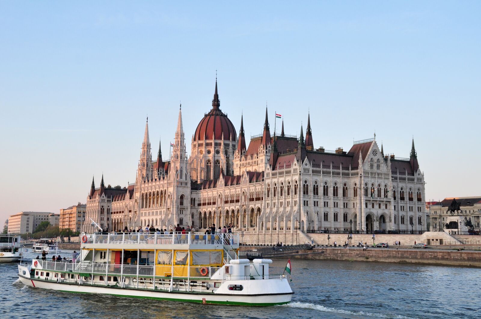 Nikon D90 sample photo. Parliament, hungarian, budapest photography