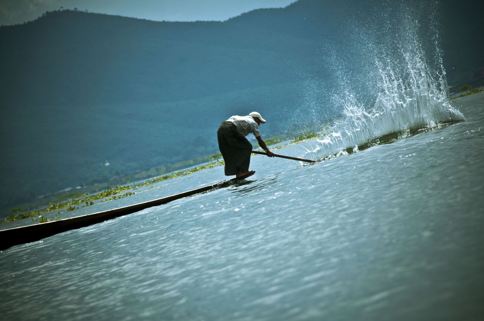 Nikon D5000 sample photo. Fishing, catch, fisherman photography