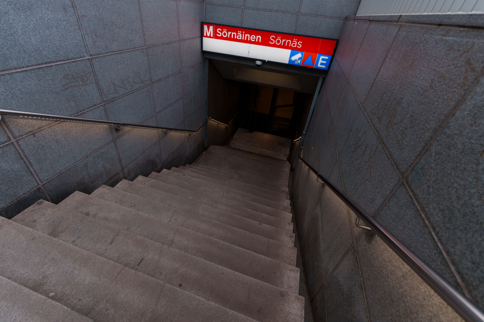 Sigma 10-18mm F2.8 DC DN sample photo. Doorway to the metro photography