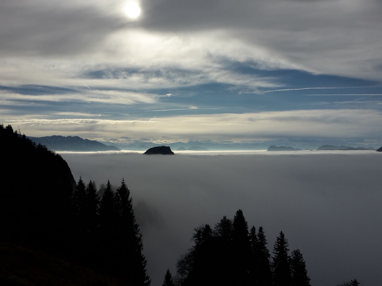 Samsung Galaxy S5 Mini sample photo. Mountains, clouds, sky photography