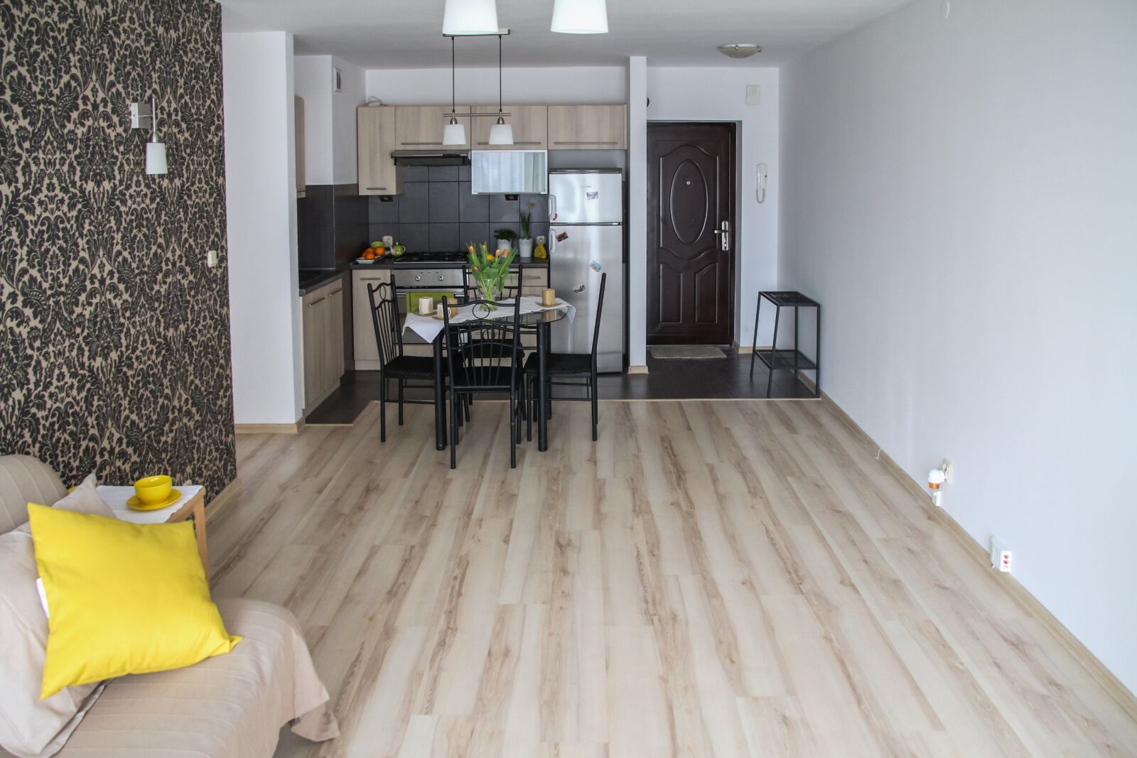 Canon EOS 7D sample photo. Apartment, room, house photography