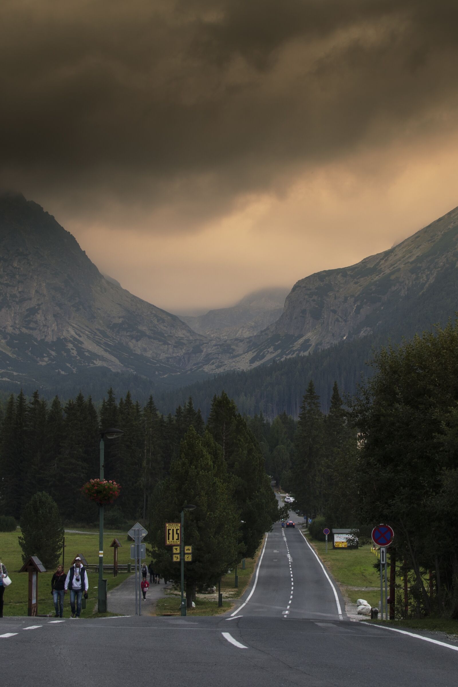 Nikon D7000 sample photo. Path, mountains, slovakia photography