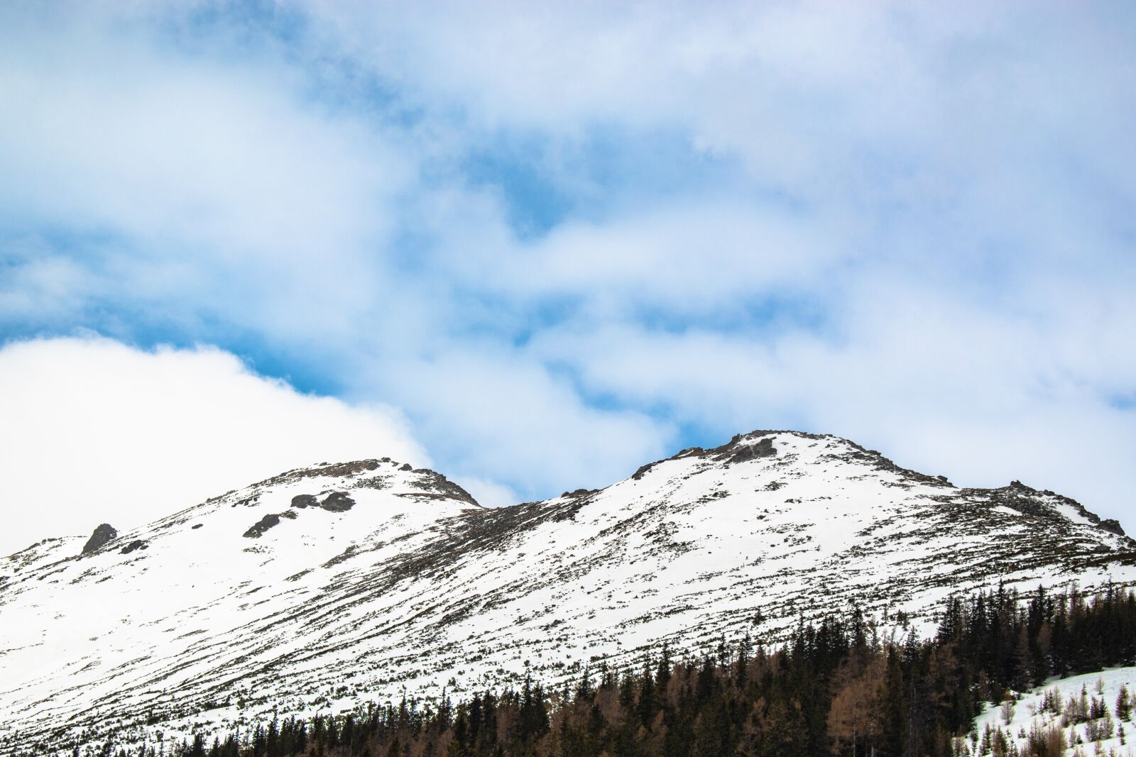 Nikon D5600 sample photo. Mountains, peak, snowy photography