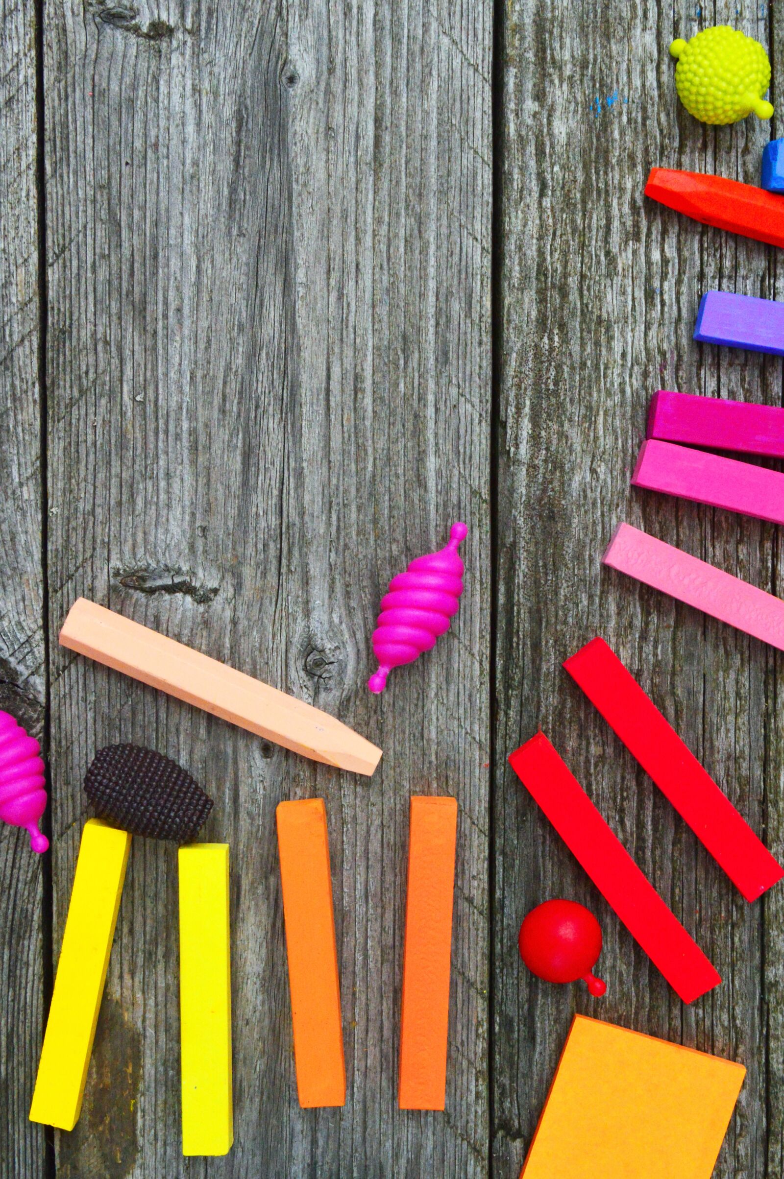 Nikon D3200 sample photo. School tools, color, crayon photography