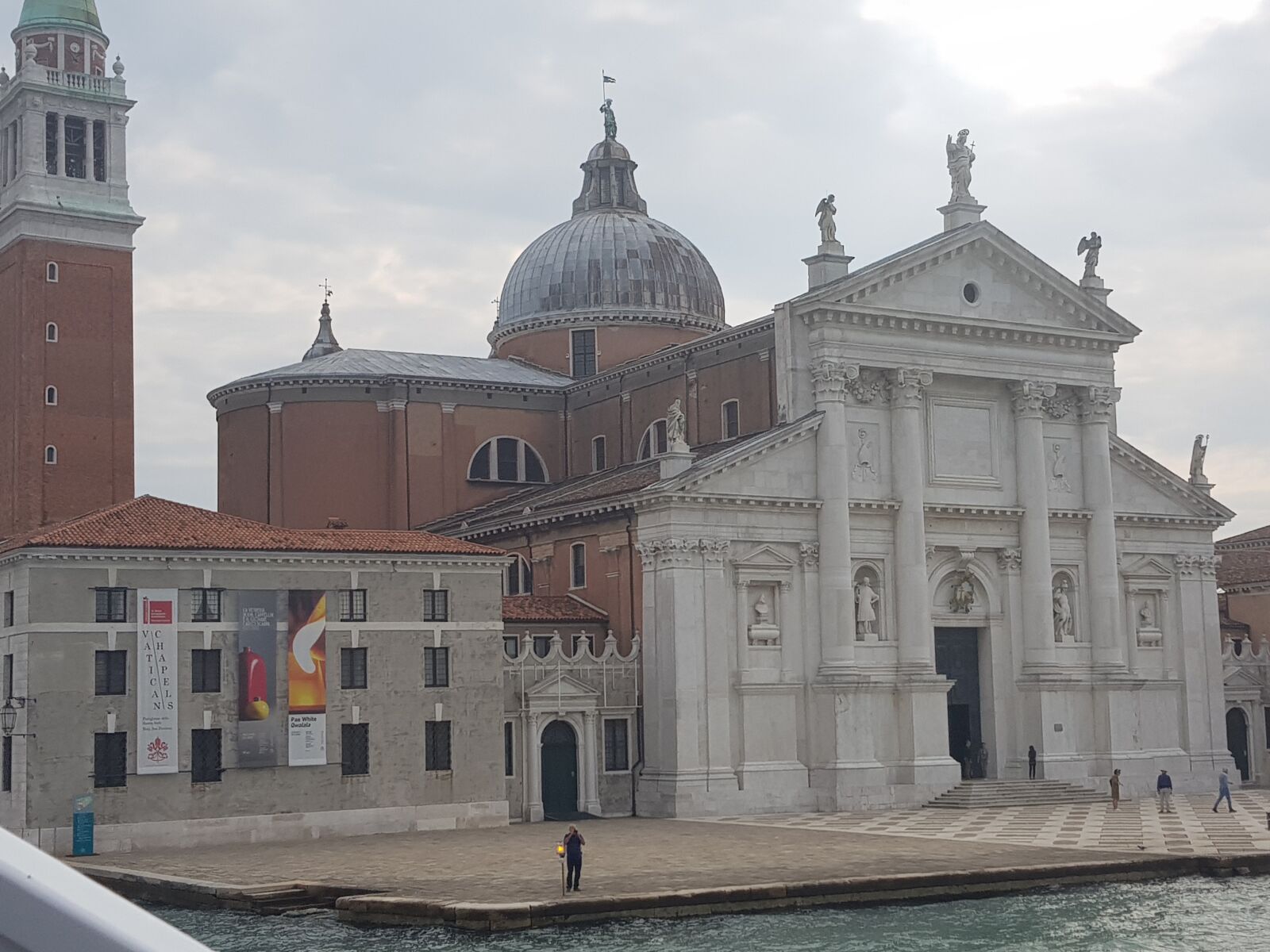 Samsung Galaxy S8 sample photo. Venice, chapel, travel photography