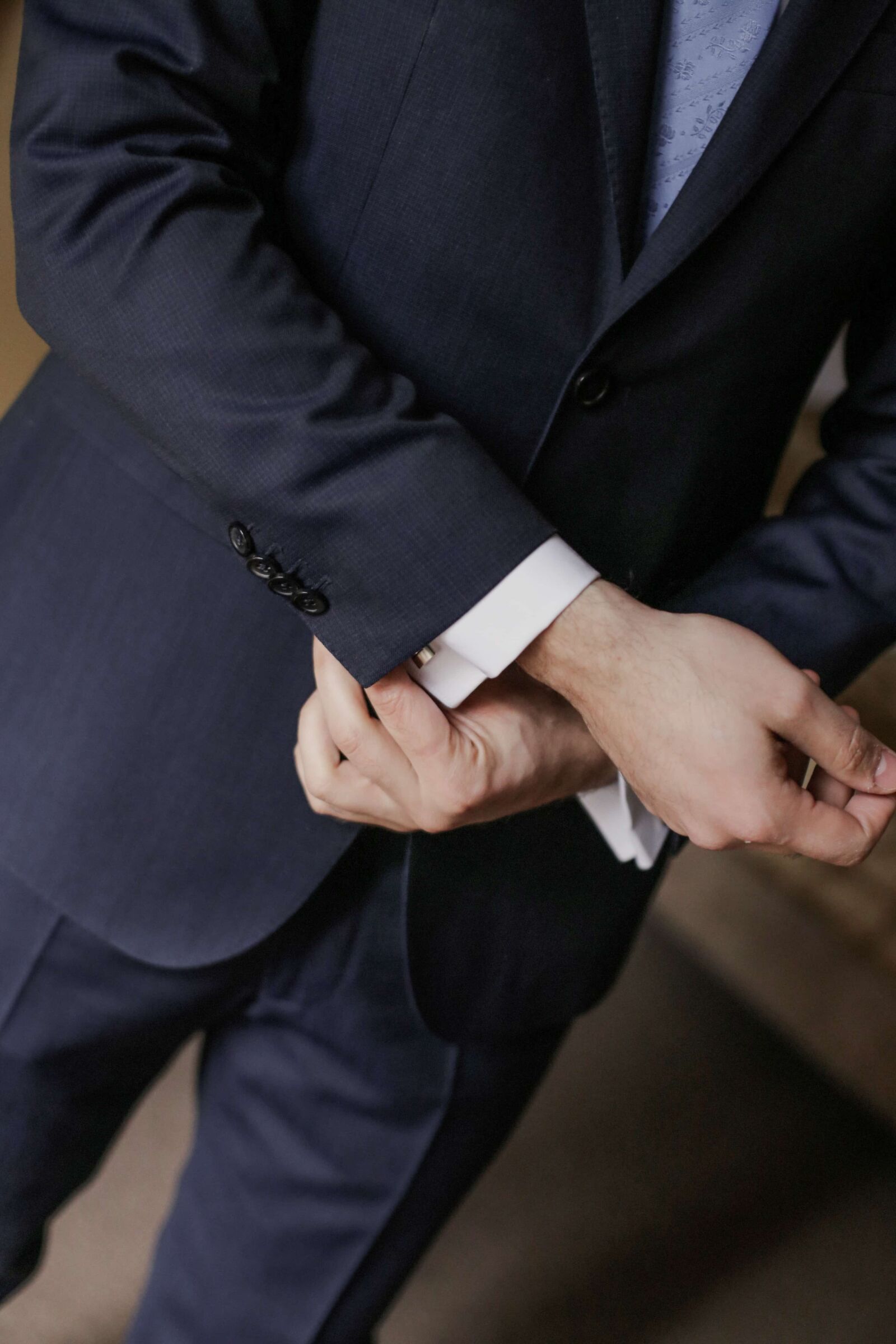 Canon EOS 6D + Canon EF 50mm F1.4 USM sample photo. Businessman, man, suit, business photography