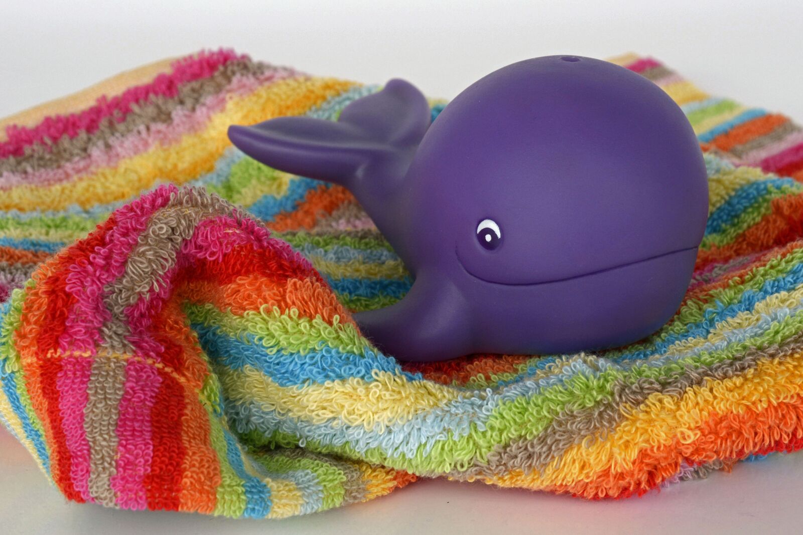 Nikon D7100 sample photo. Whale, toys, water photography