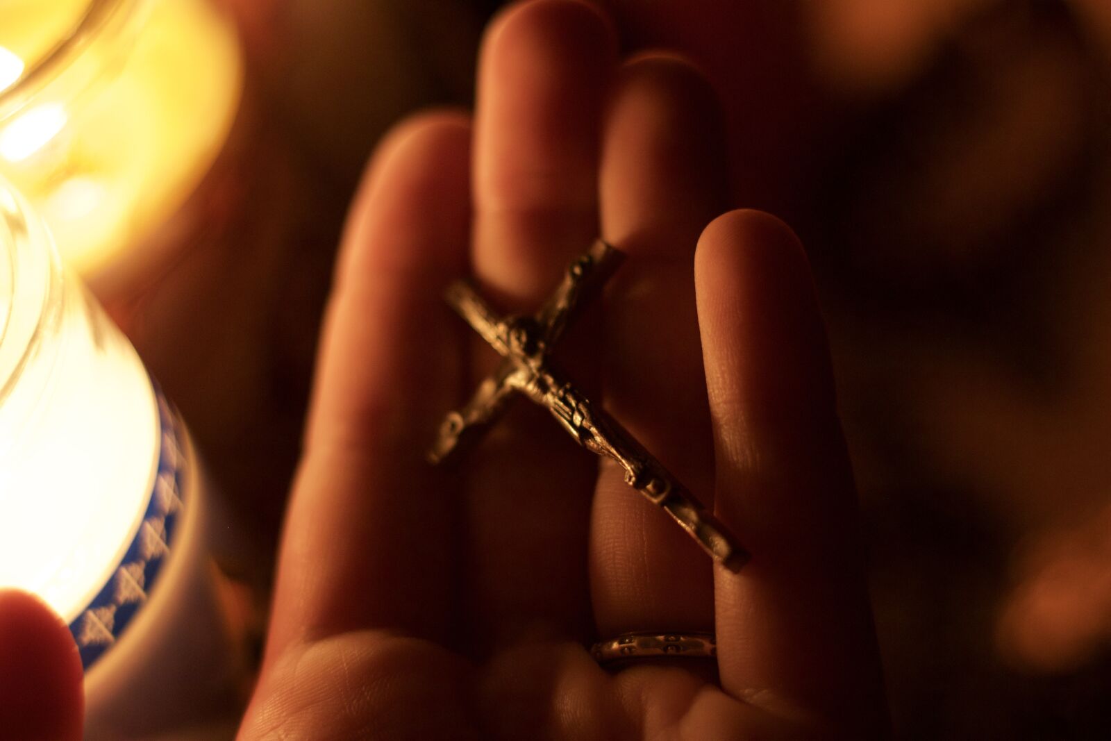 Canon EOS 70D + Canon EF 50mm F1.8 STM sample photo. Cross, religion, christianity photography