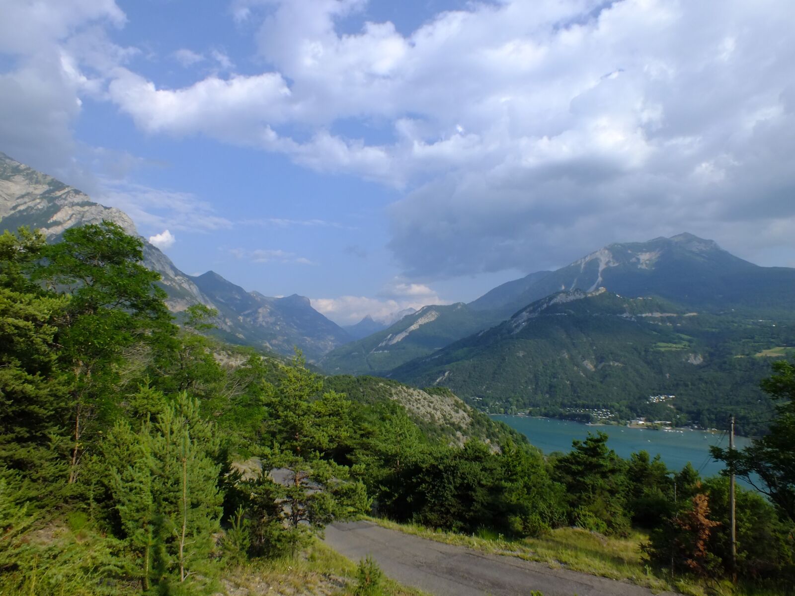 FujiFilm FinePix HS20 EXR (FinePix HS22 EXR) sample photo. Lake, pass, mountains photography