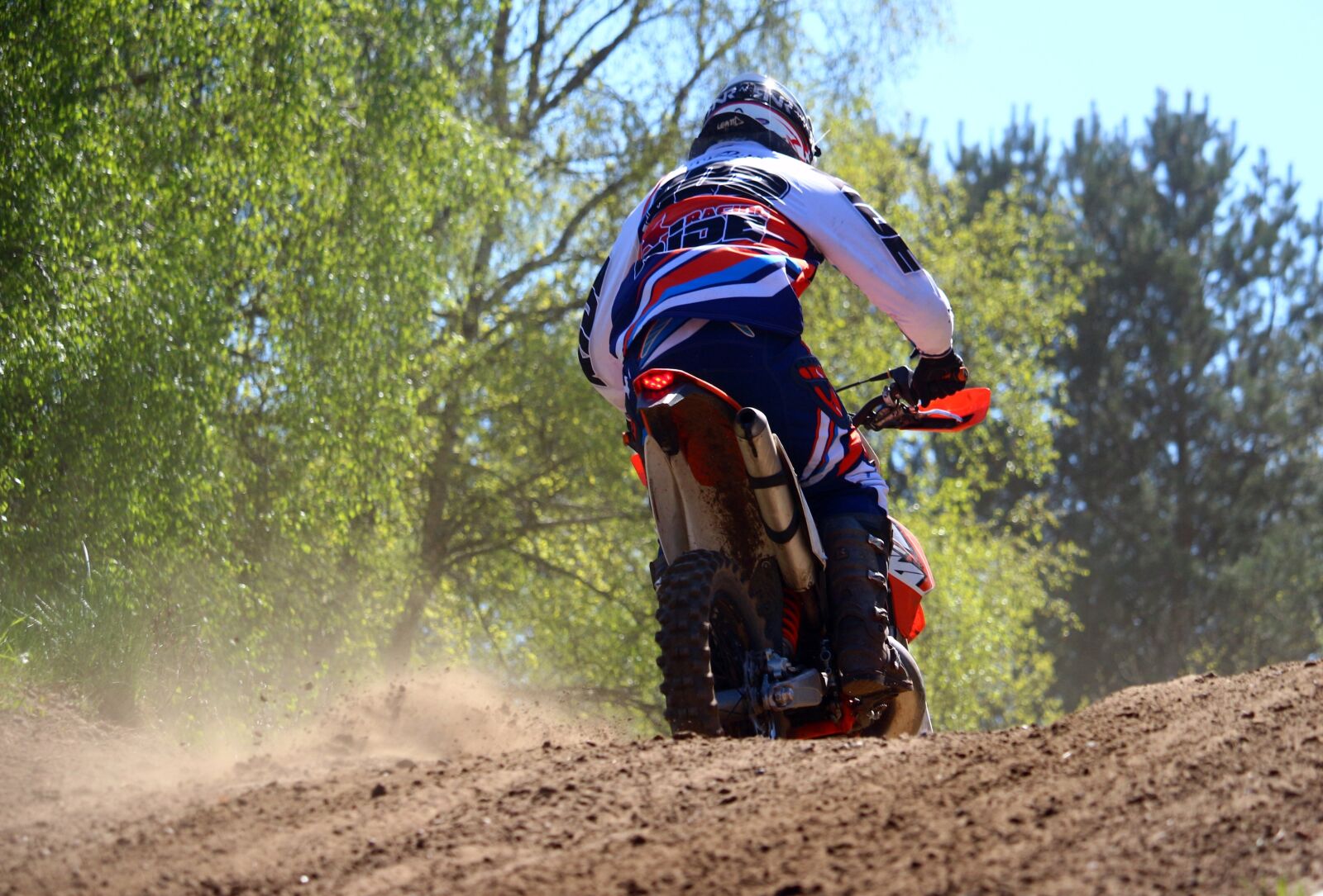 Canon EOS 100D (EOS Rebel SL1 / EOS Kiss X7) sample photo. Motocross, enduro, motorcycle photography