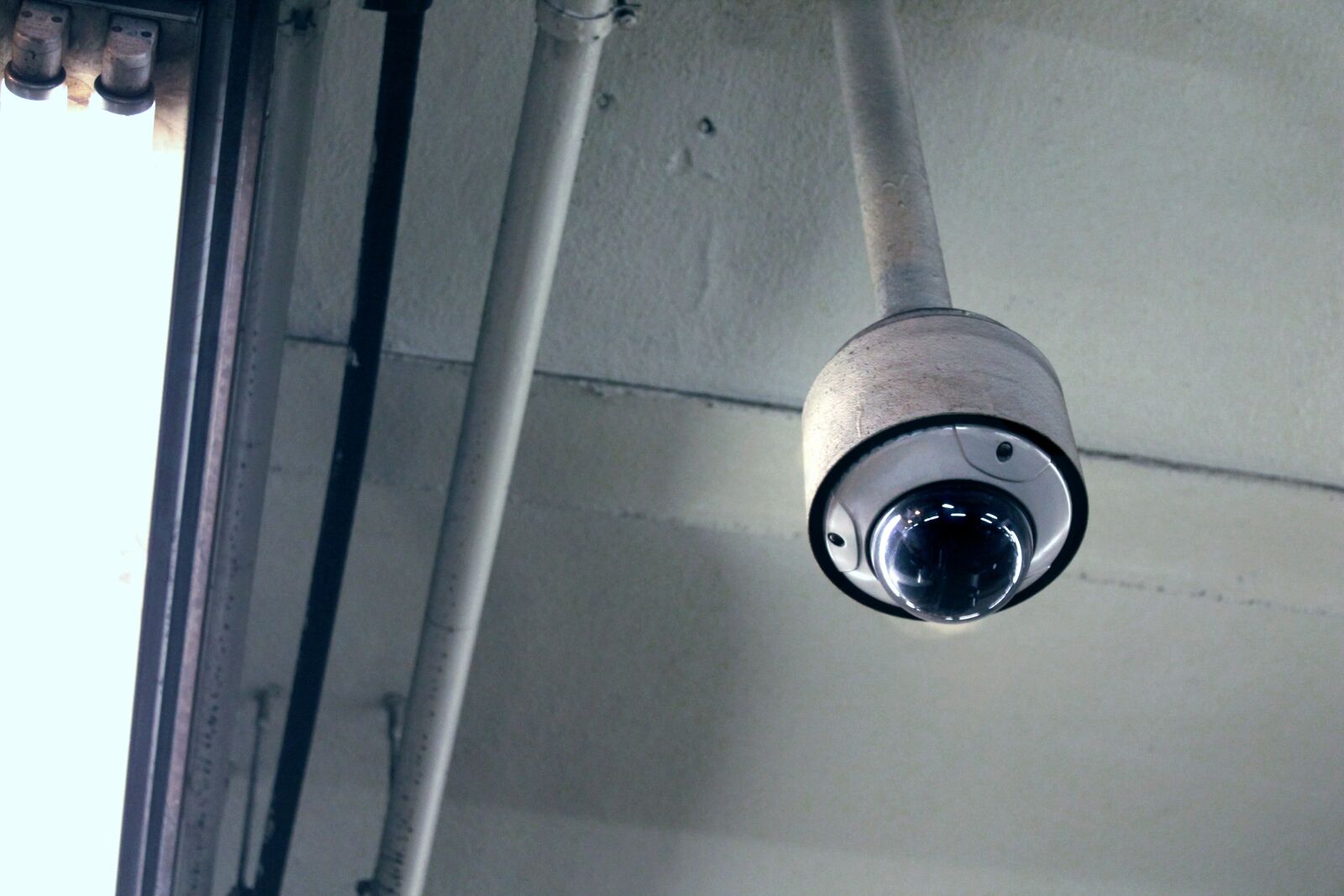 Canon EOS 1100D (EOS Rebel T3 / EOS Kiss X50) sample photo. Camera, security, ceiling photography