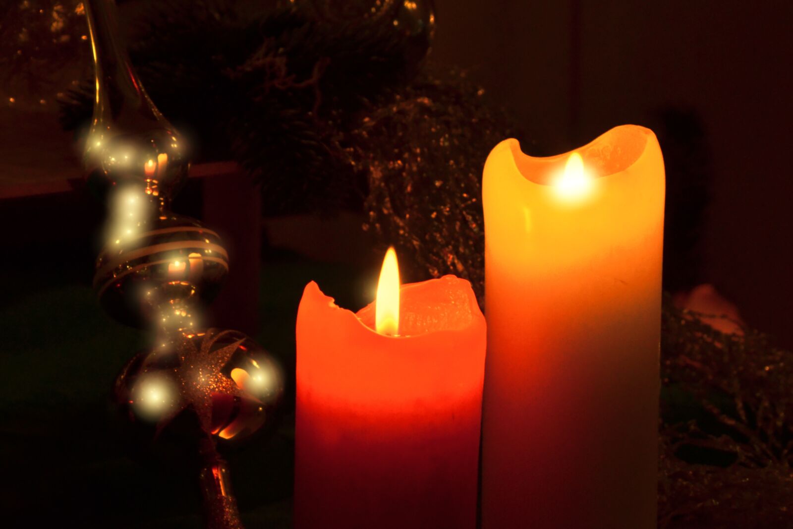 Nikon D5100 sample photo. Candles, candlelight, shimmer photography