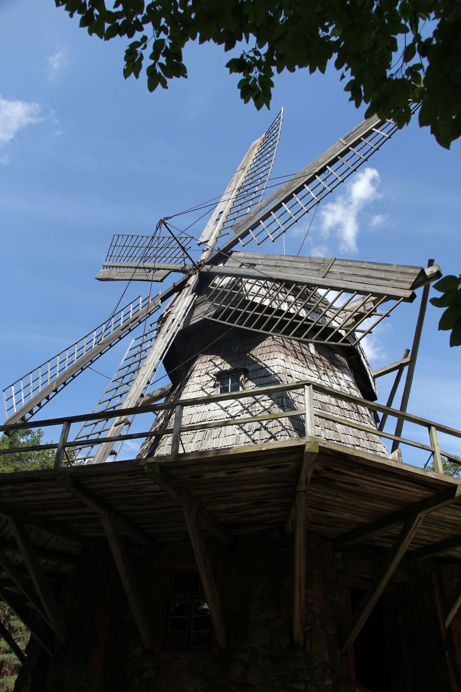 Canon EF-S 18-135mm F3.5-5.6 IS sample photo. Mill, village, wood photography