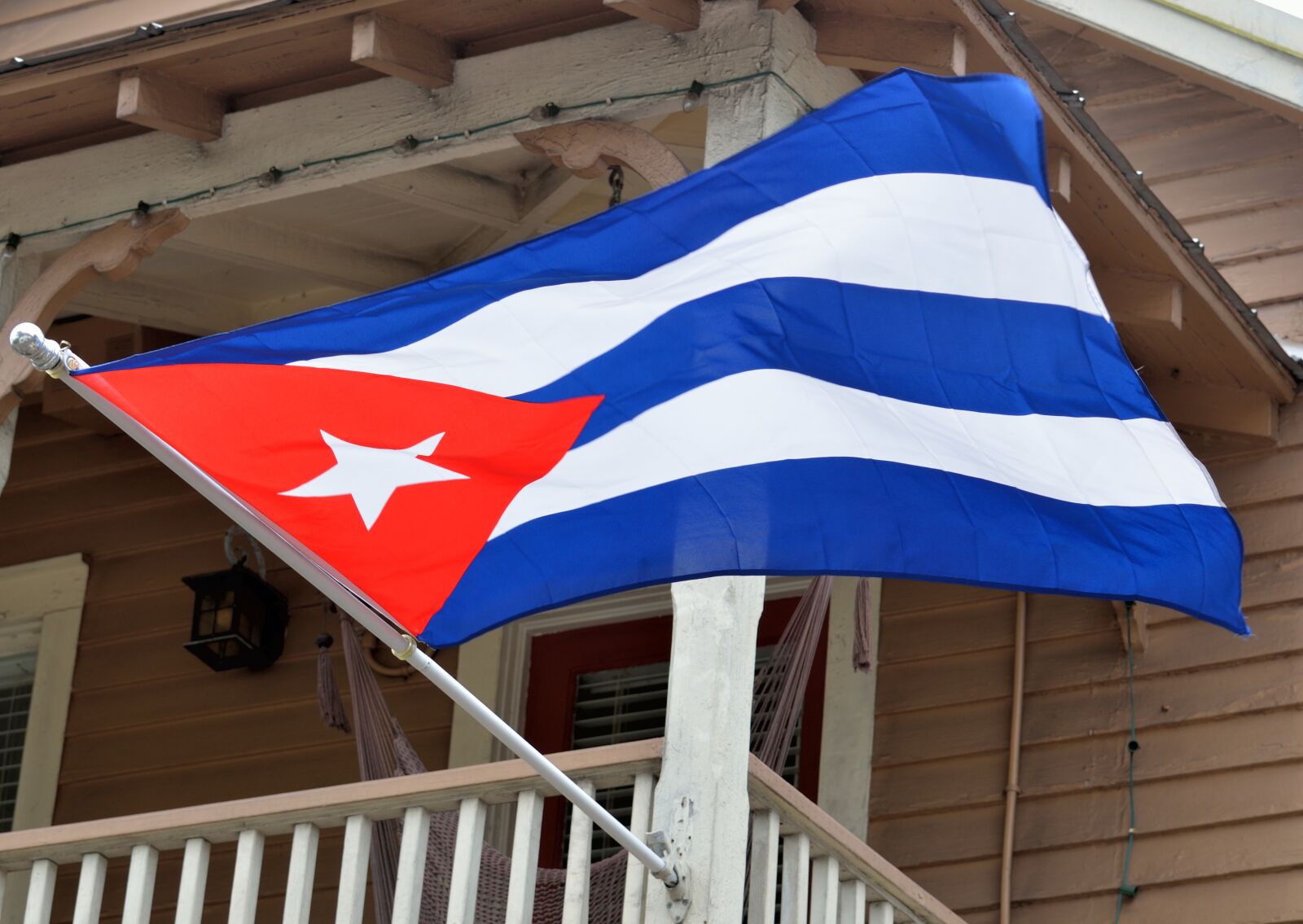 Nikon D7000 sample photo. Cuban flag, havana, cuba photography