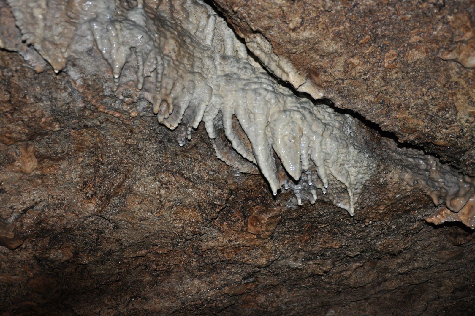 Nikon D90 sample photo. Cave, stalactites, mountain photography