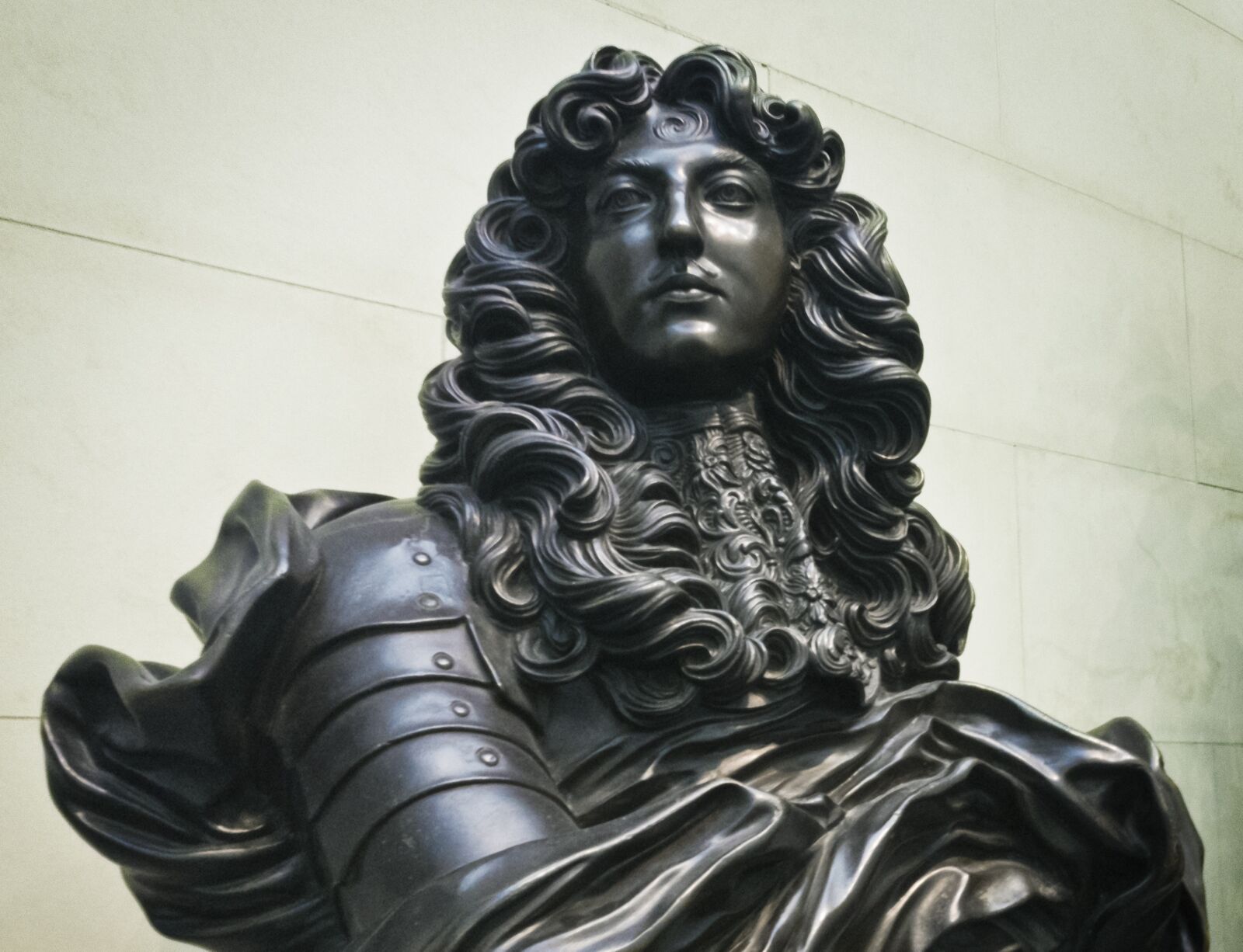 OnePlus A3000 sample photo. Louis xiv, bust, statue photography