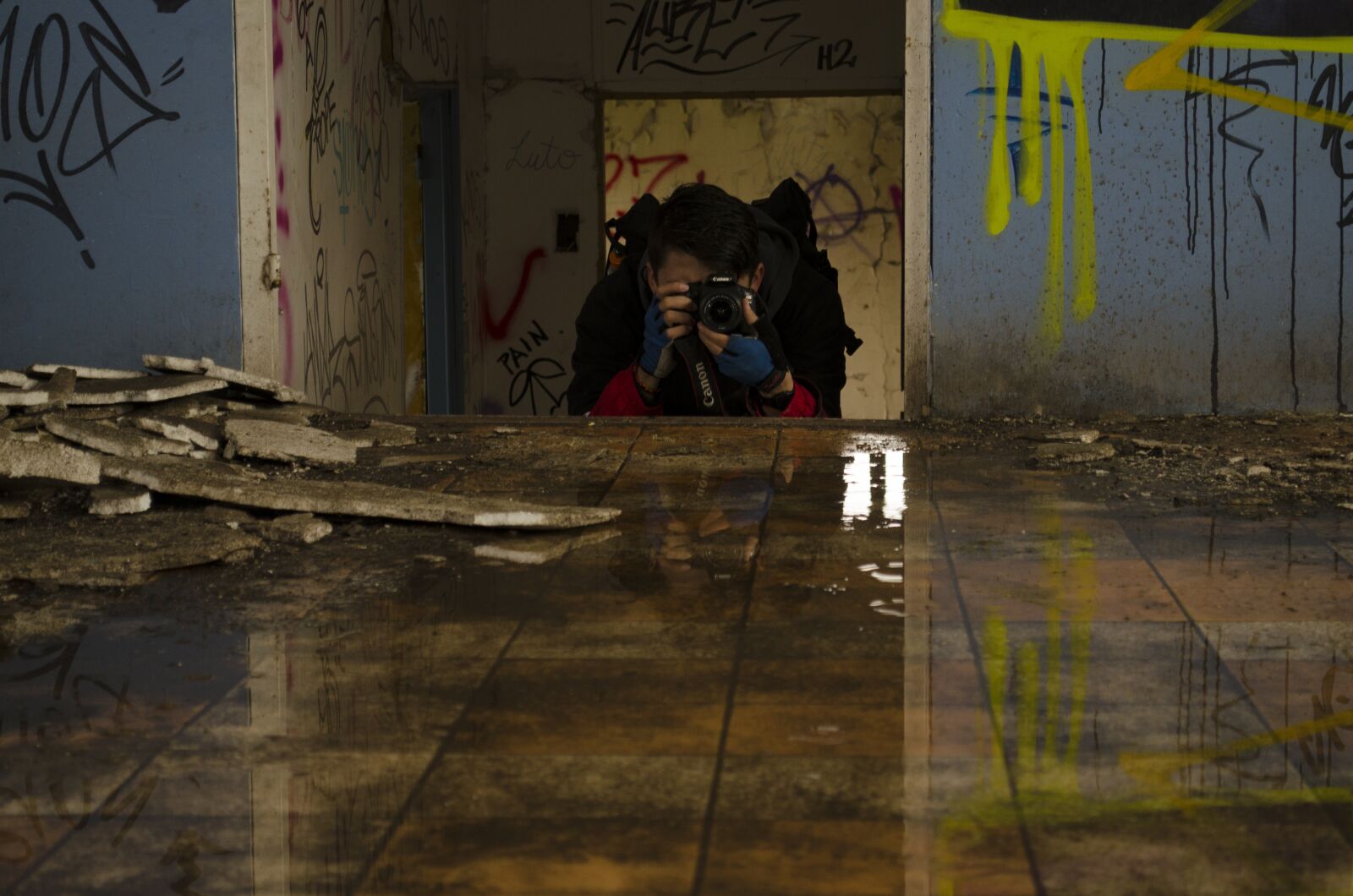 Nikon D5100 sample photo. Hospital, abandonment, rain photography