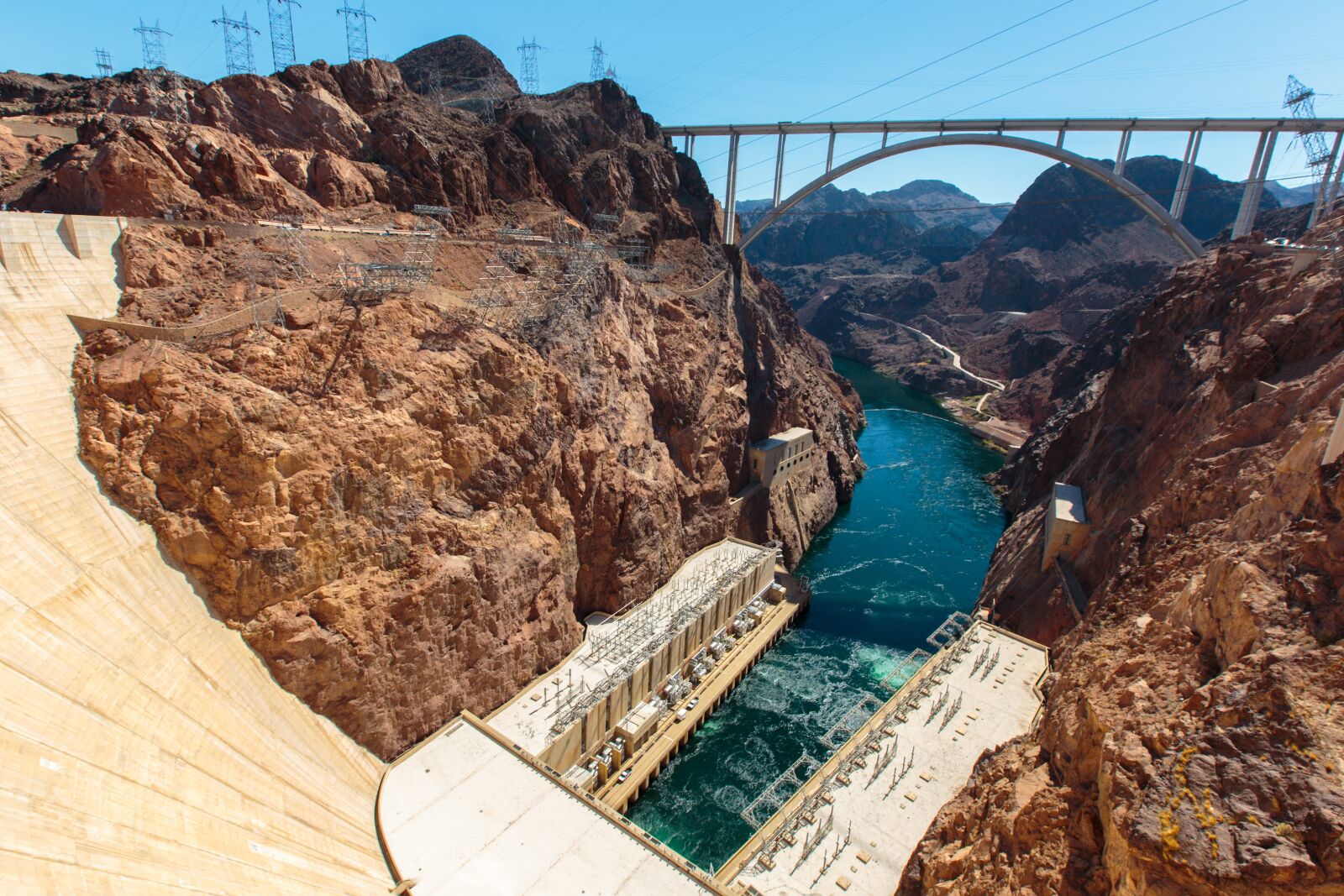 Canon EF 16-35mm F2.8L II USM sample photo. Hoover dam, river, southwest photography