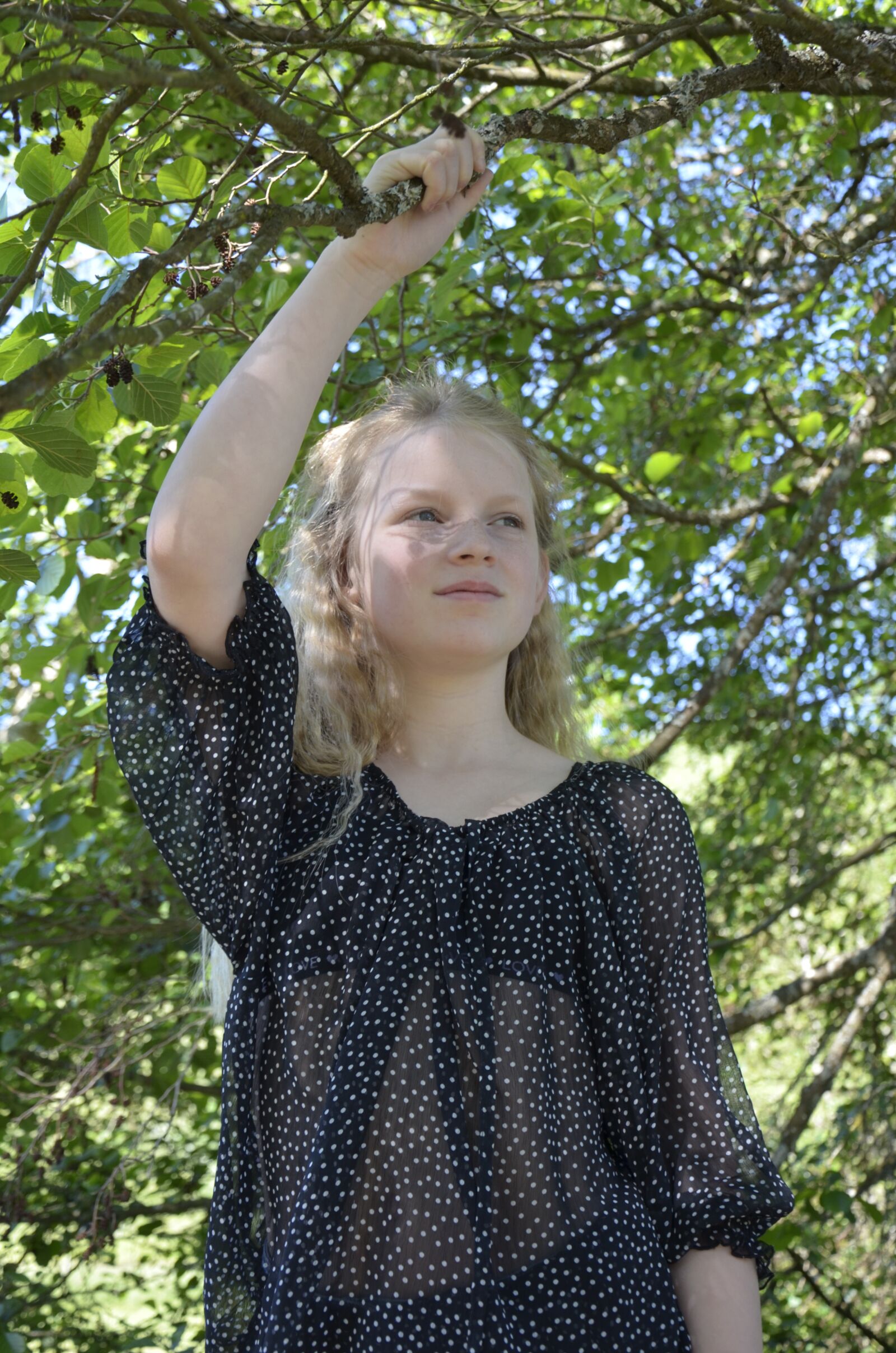 Nikon D5100 sample photo. Girl, blonde hair, long photography