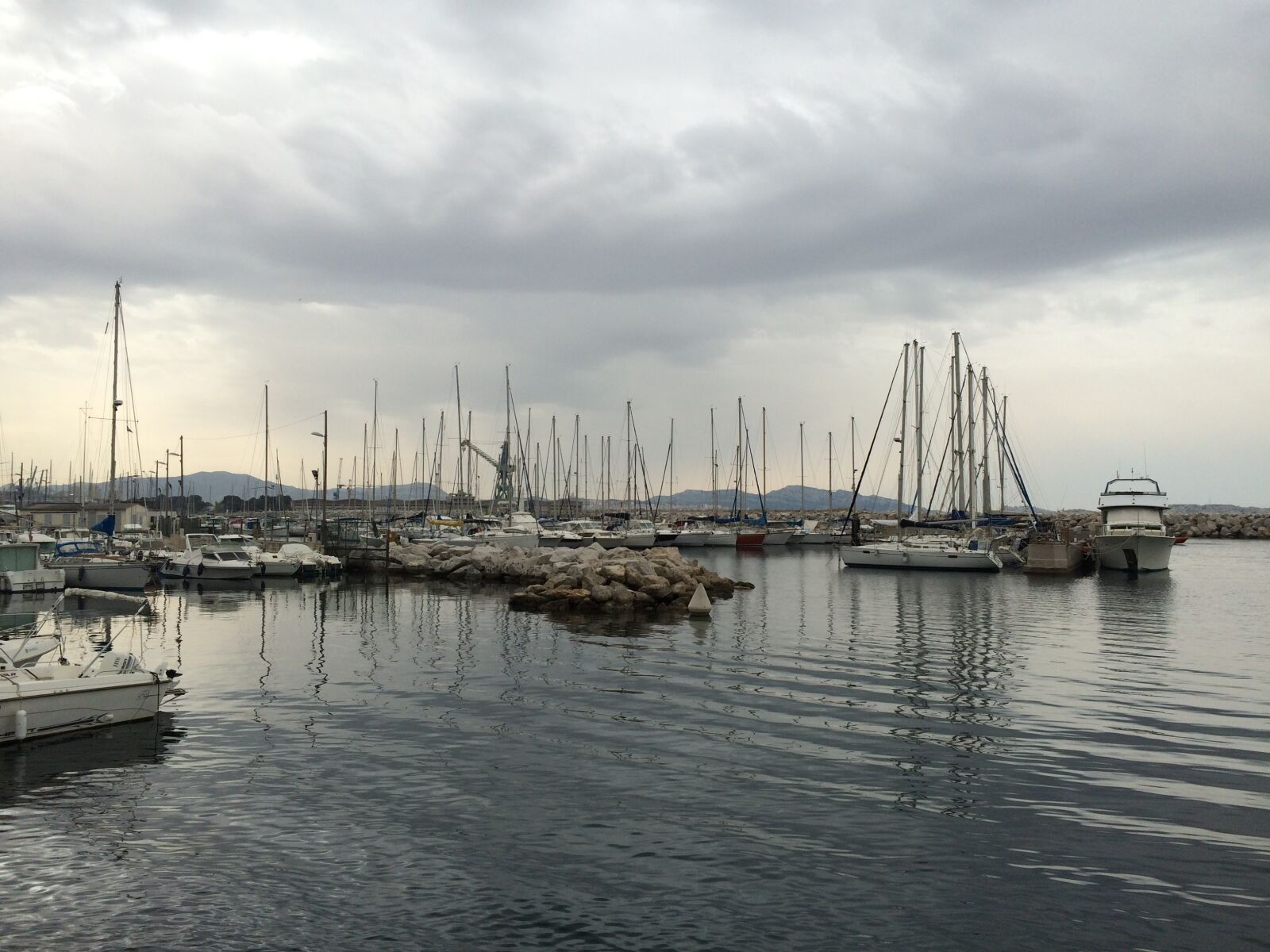 iPhone 5s back camera 4.15mm f/2.2 sample photo. Port, sea, boats photography