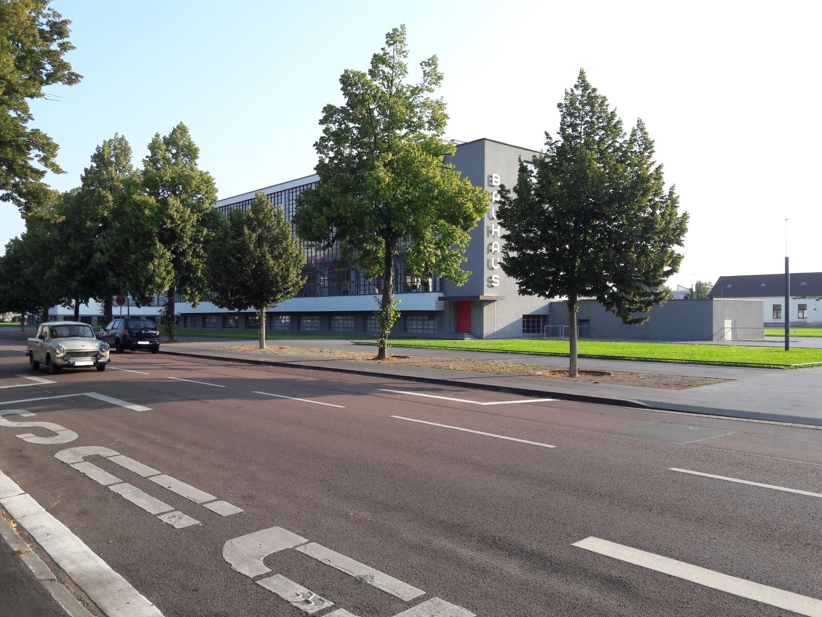 Samsung Galaxy A30 sample photo. Dessau, bauhaus, architecture photography