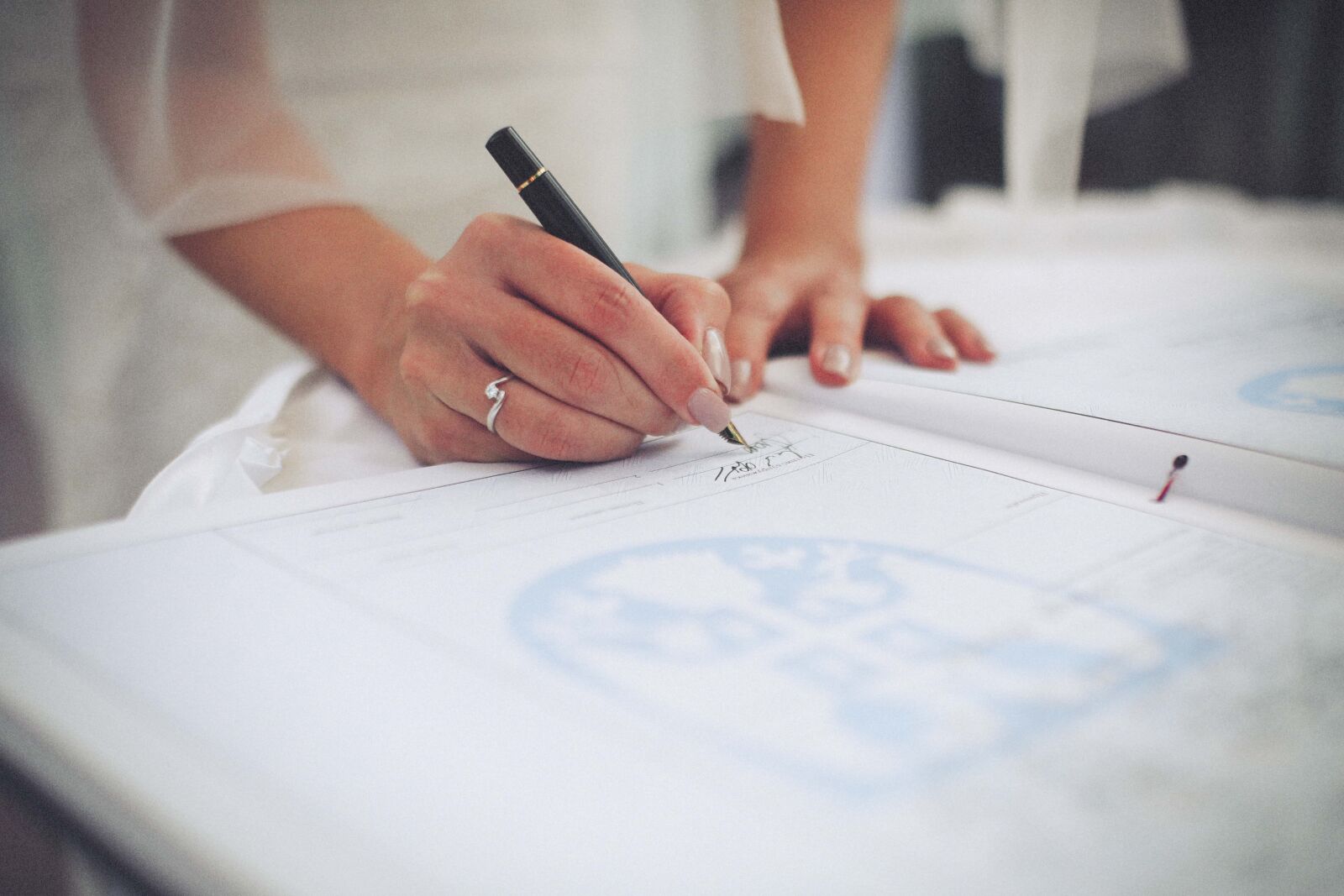 Canon EOS 5D Mark III sample photo. Pencil, woman, signature, hands photography