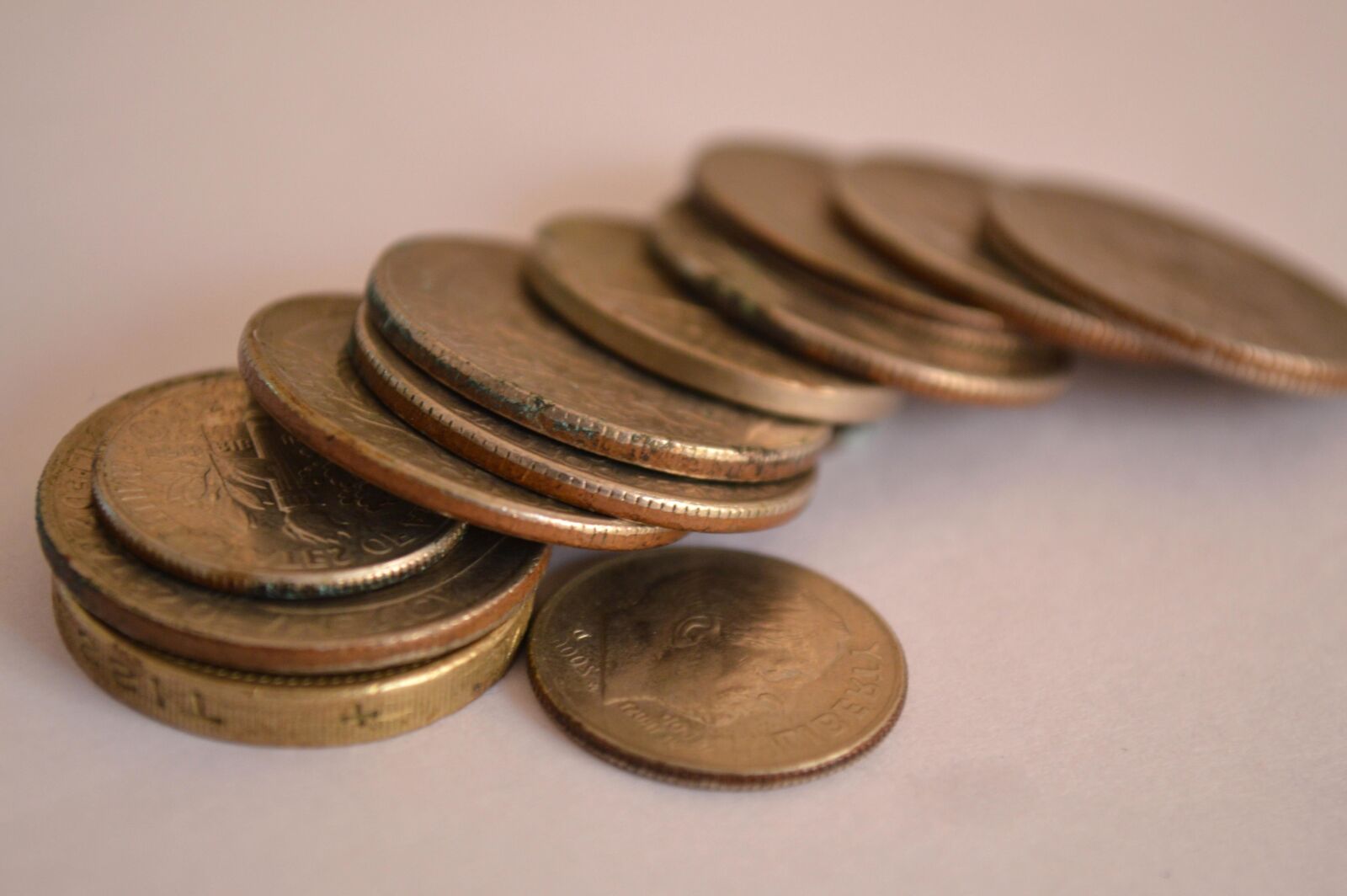 Nikon D3200 sample photo. Metal coin, cash, economy photography