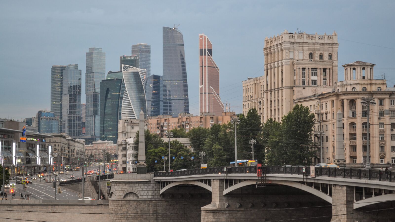 Nikon D3100 sample photo. Architecture, megalopolis, panoramic photography