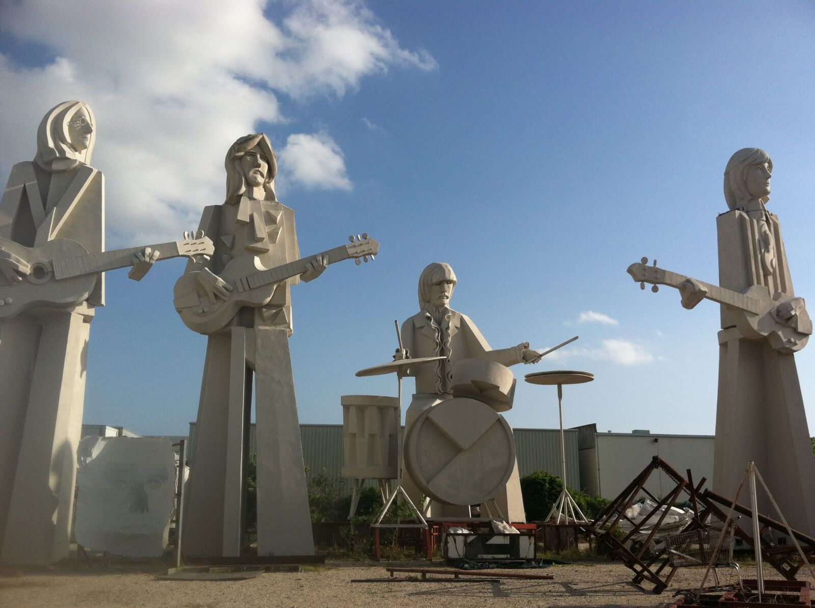 Apple iPhone 4 sample photo. Beatles, houston, statues photography