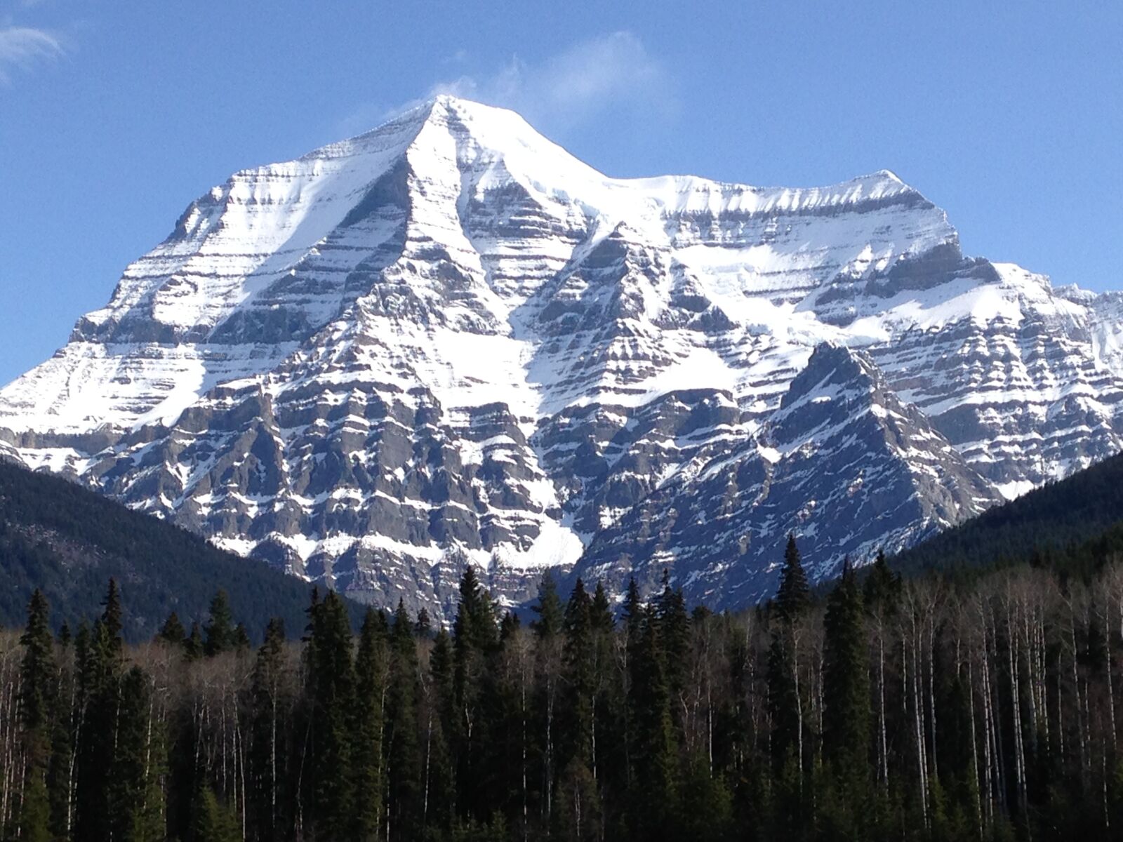 iPhone 5c back camera 4.12mm f/2.4 sample photo. Mount robson, mountain, rockies photography