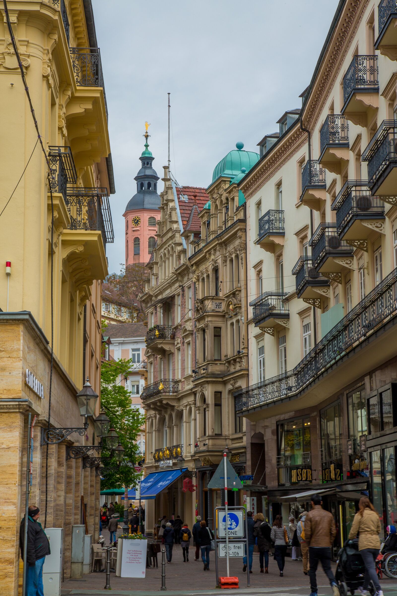 Canon EF 24-105mm F4L IS USM sample photo. Baden baden, historic center photography