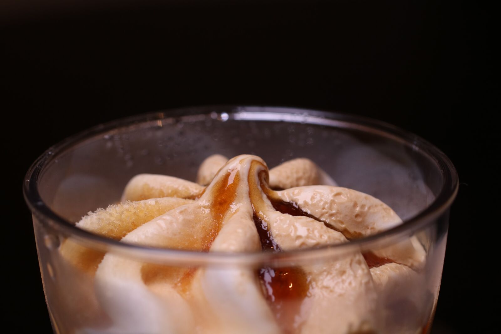 Canon EOS 750D (EOS Rebel T6i / EOS Kiss X8i) sample photo. Ice cream, cold, dessert photography