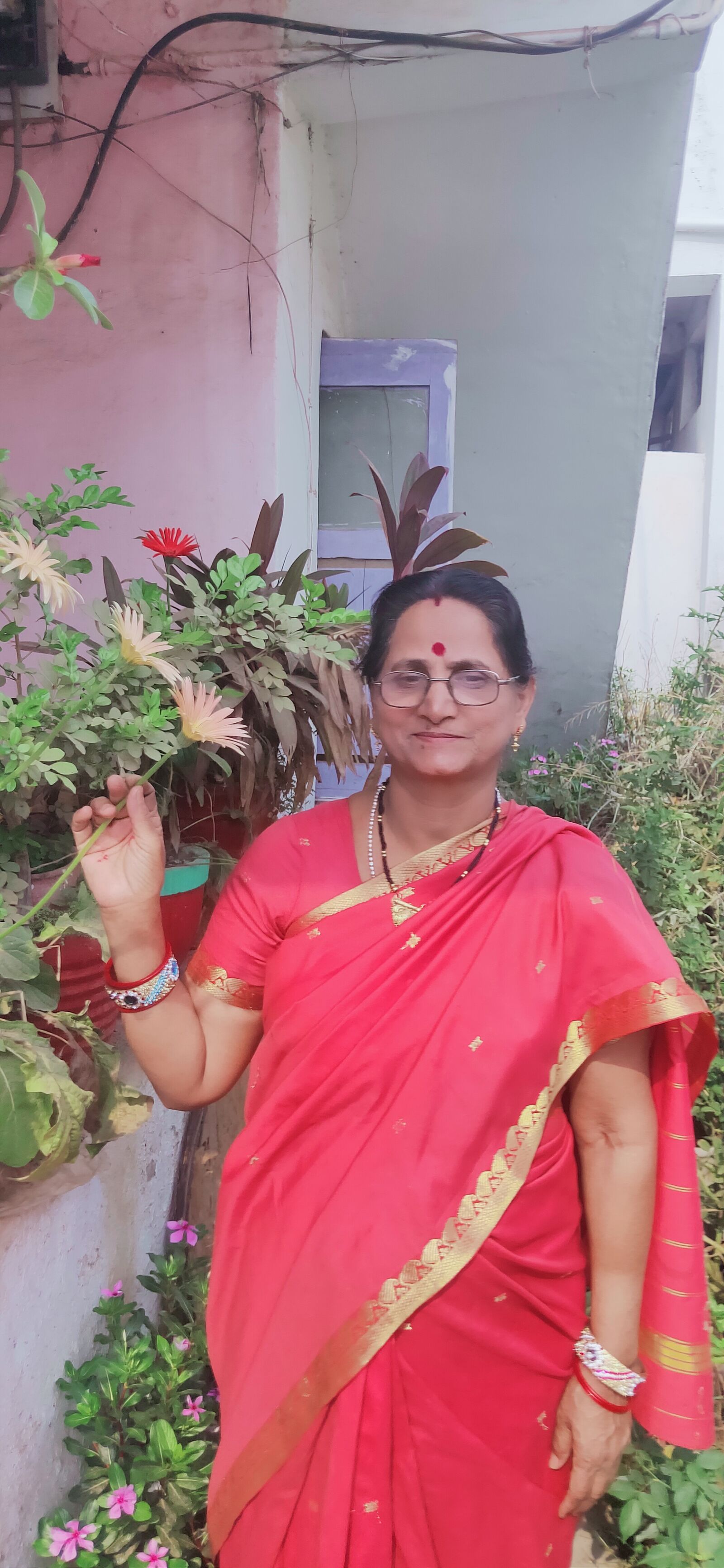 Realme 3 PRO sample photo. Indian woman, indian people photography