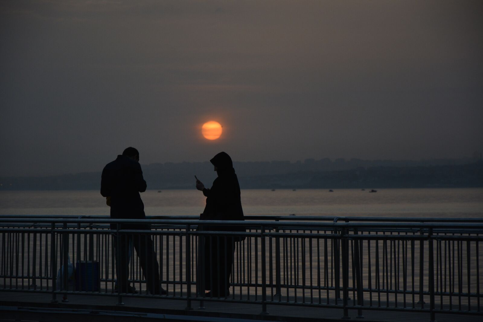 Nikon D7100 sample photo. In the evening, silhouette photography