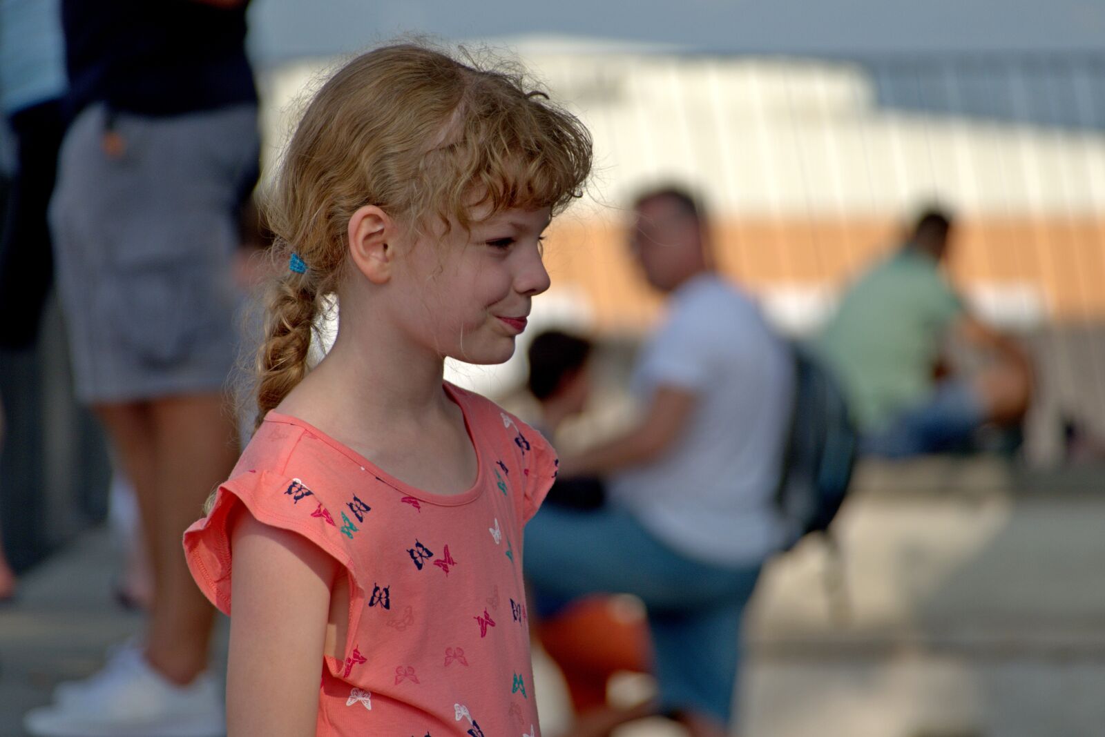 Panasonic Lumix DMC-FZ1000 sample photo. Girl, beautiful, smile photography