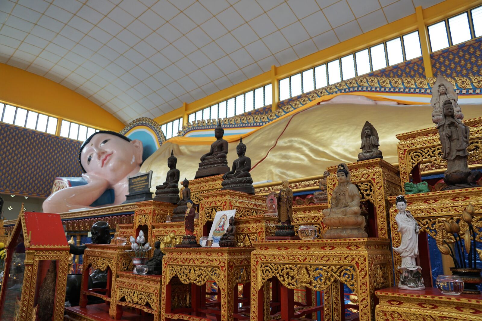Sony ILCA-77M2 + Sony DT 16-50mm F2.8 SSM sample photo. Human, travel, architecture photography