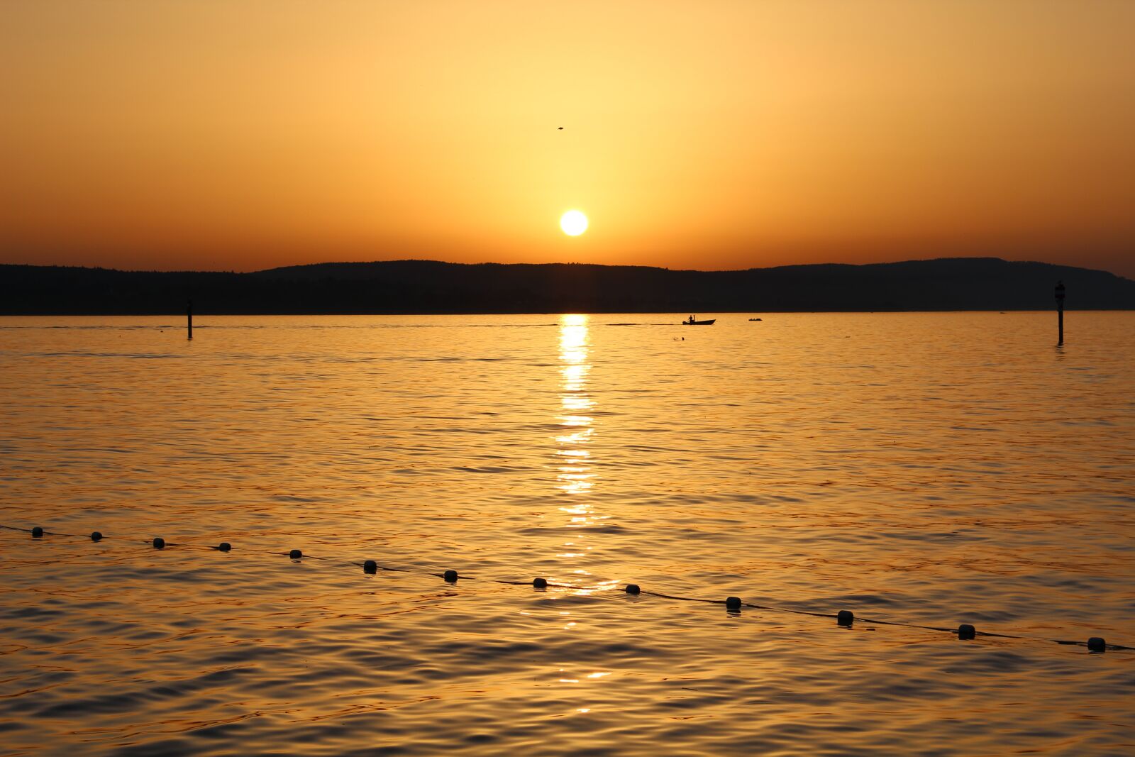 Canon EOS 600D (Rebel EOS T3i / EOS Kiss X5) sample photo. Sunset, sun, summer photography