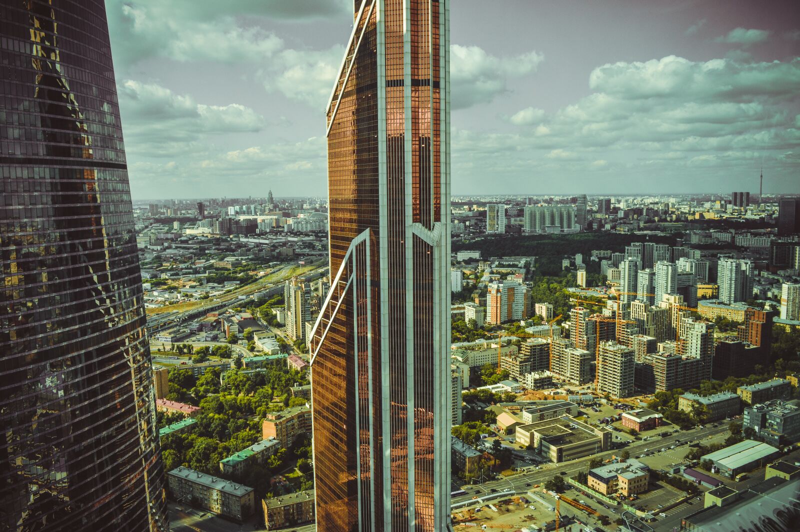 Nikon D3200 sample photo. Moscow city, skyscraper, moscow photography