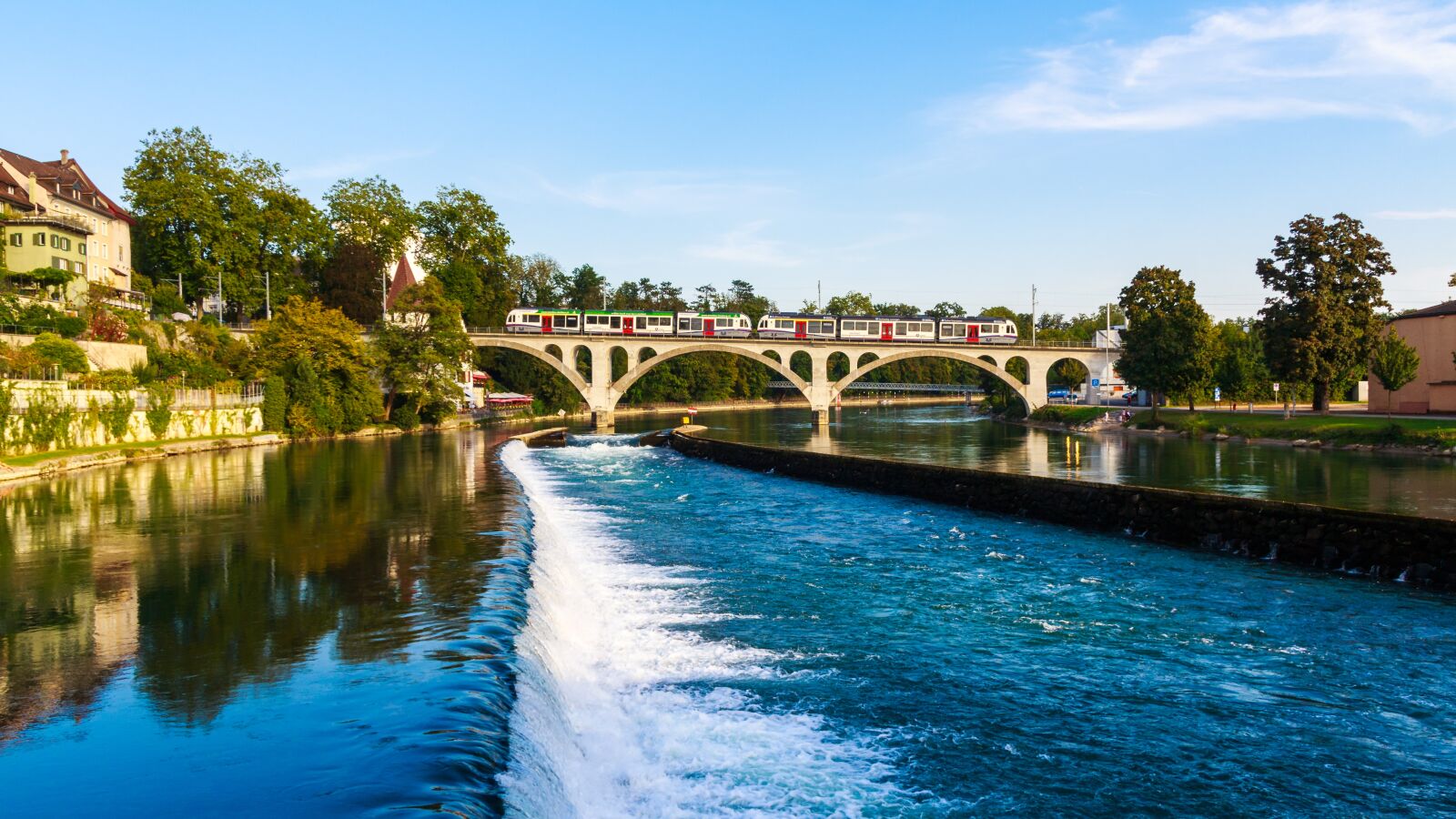 Canon EOS 650D (EOS Rebel T4i / EOS Kiss X6i) sample photo. Bremgarten, switzerland, bank photography