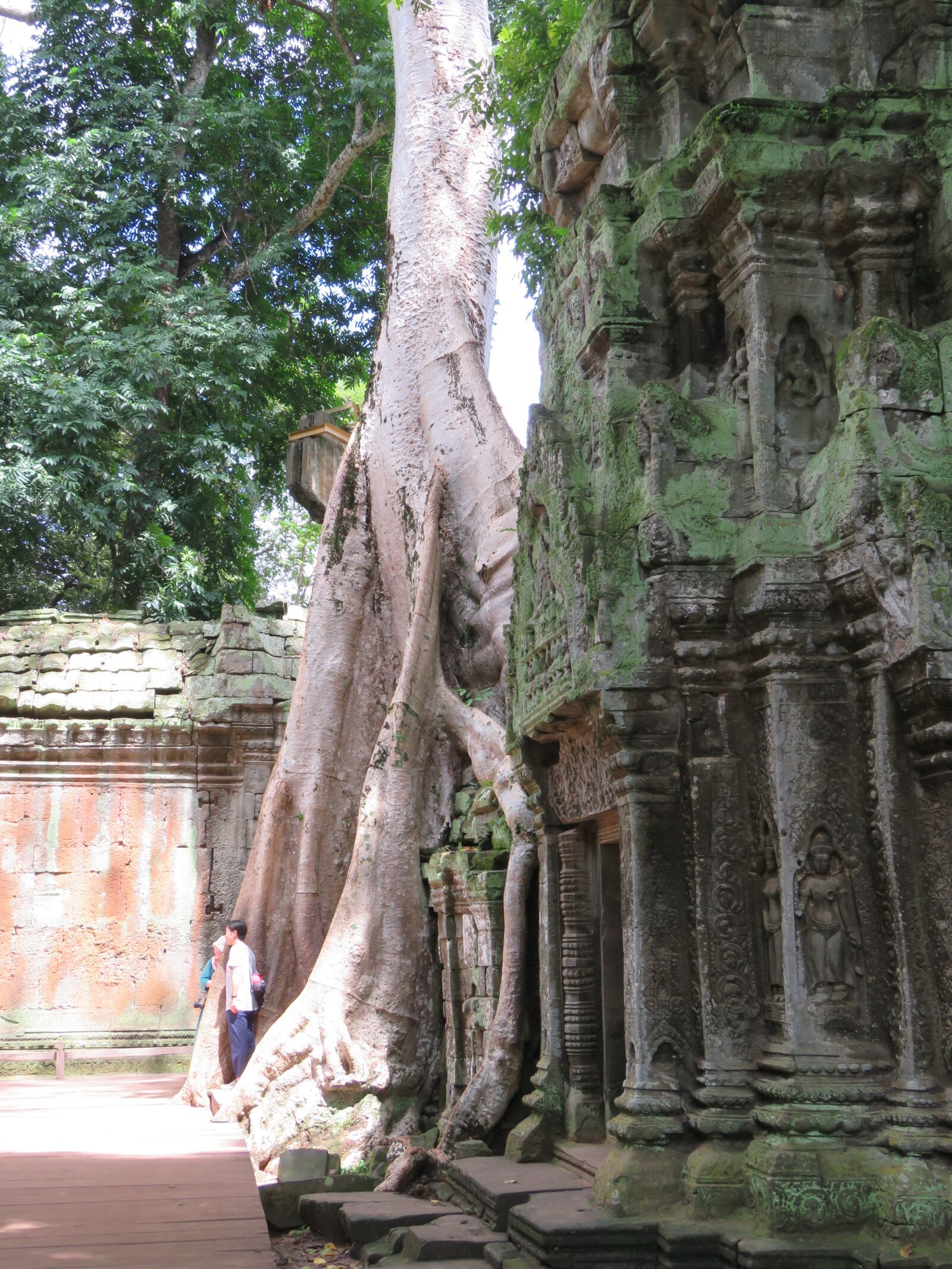 Canon PowerShot SX60 HS sample photo. Cambodia, khmer, temple photography