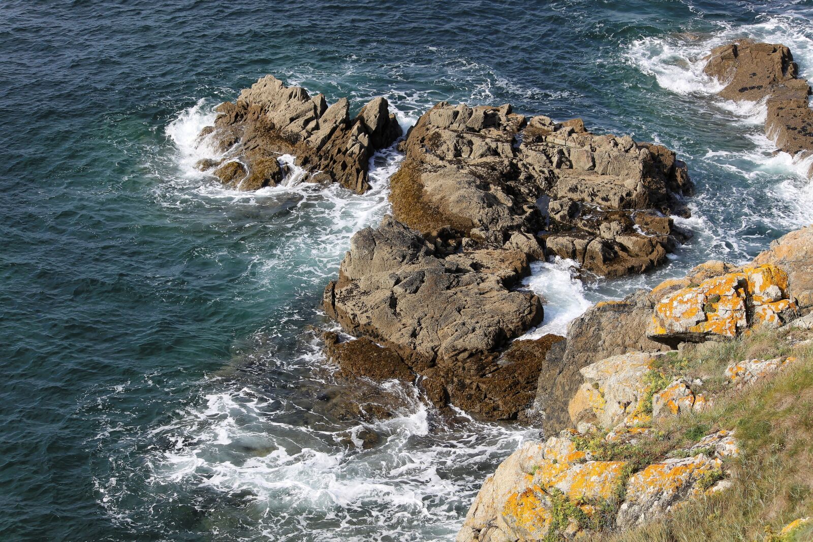 Canon EOS 50D sample photo. Sea, rocks, brittany photography