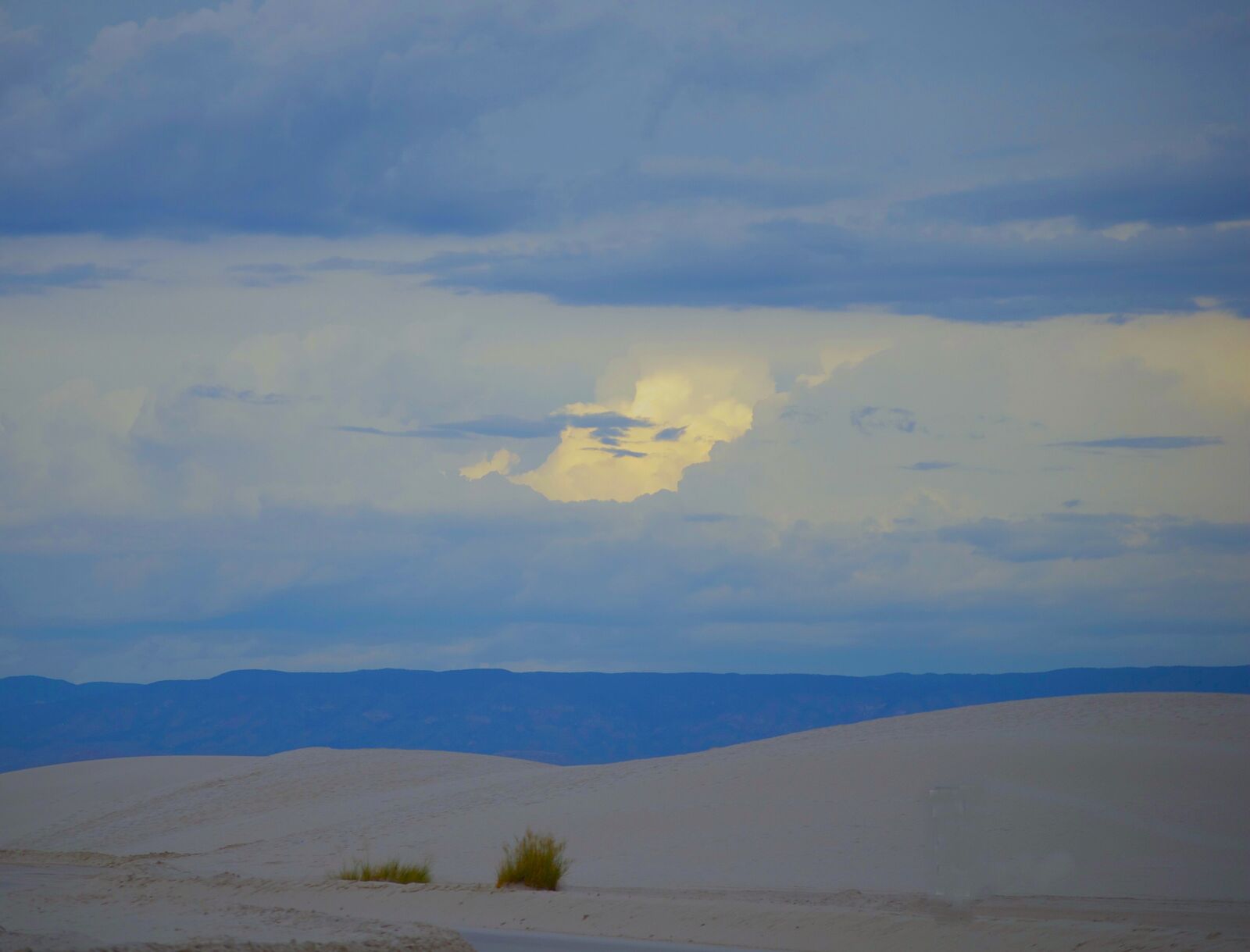 Nikon D40X sample photo. White sands, mountains, clouds photography